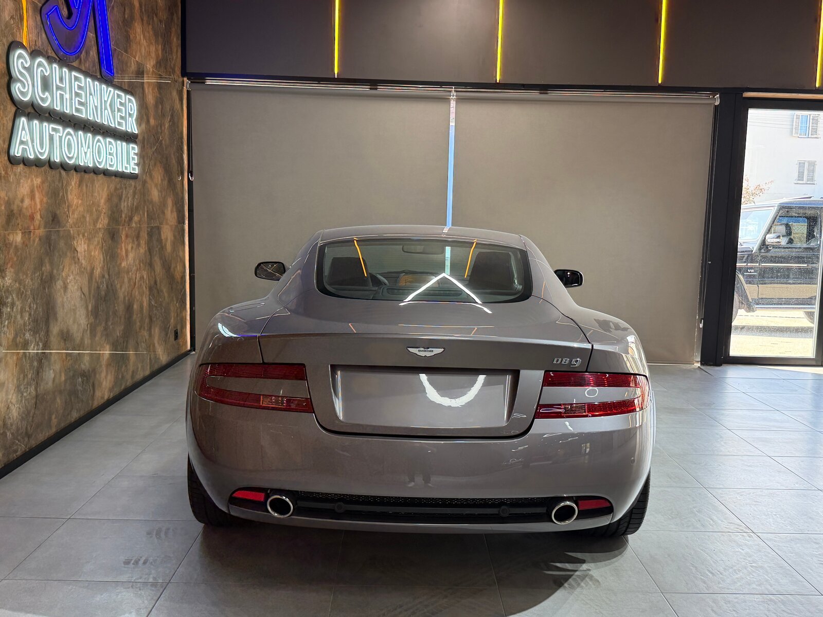 ASTON MARTIN DB9 Touchtronic 2, Benzin, Occasion / Gebraucht, Automatik - 4
