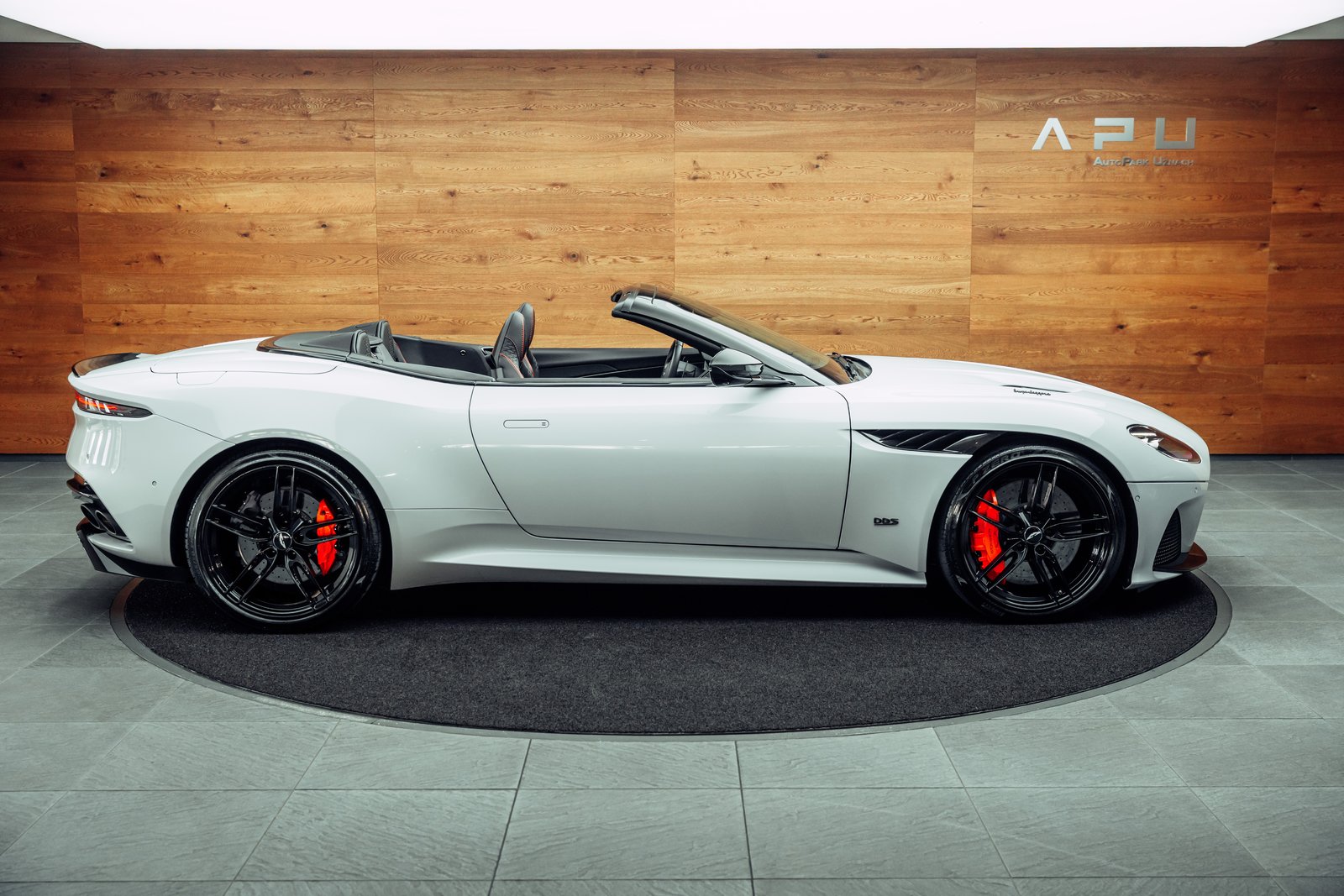 ASTON MARTIN DBS Superleggera Volante, Petrol, Second hand / Used, Automatic - 2