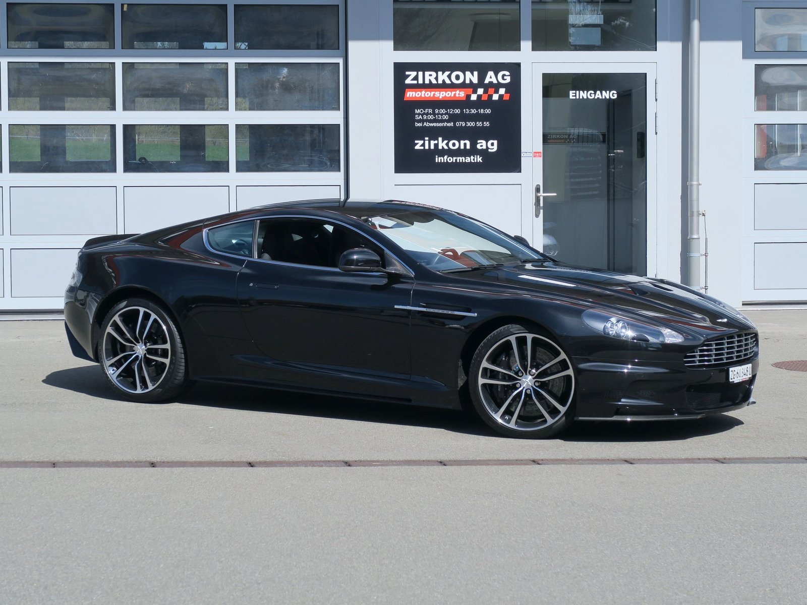 ASTON MARTIN DBS Coupé | Carbon Black Edition, Benzin, Occasion / Gebraucht, Automatik - 5