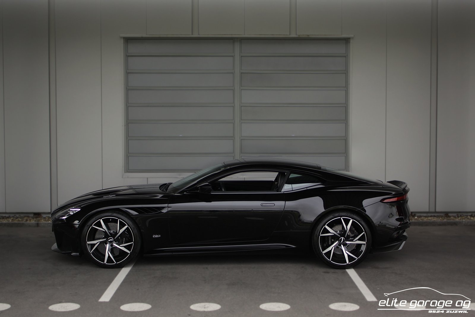 ASTON MARTIN DBS Coupé Superleggera, Petrol, Second hand / Used, Automatic - 2