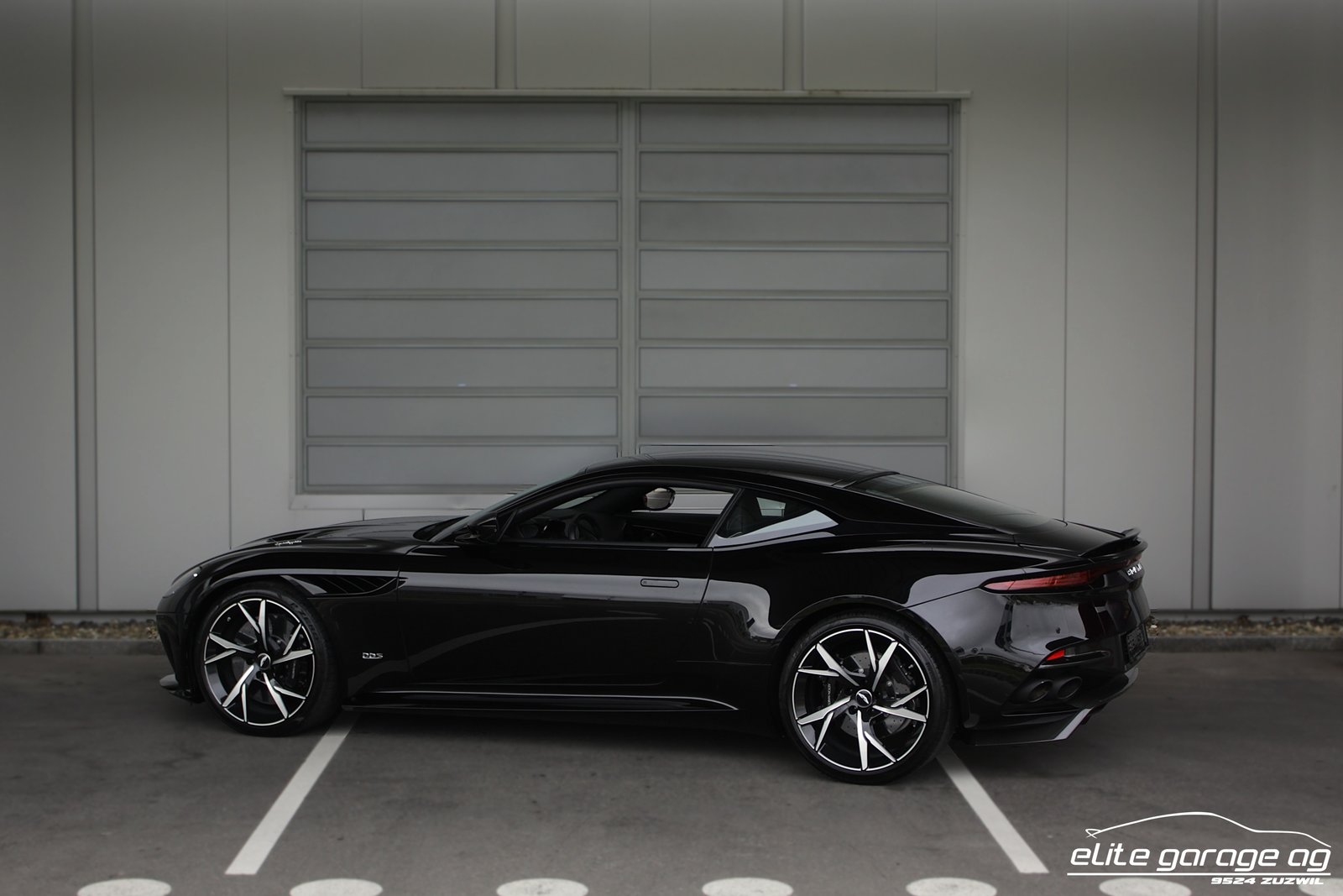ASTON MARTIN DBS Coupé Superleggera, Petrol, Second hand / Used, Automatic - 3