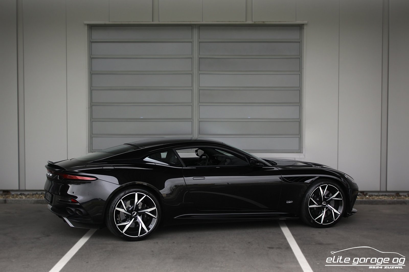 ASTON MARTIN DBS Coupé Superleggera, Petrol, Second hand / Used, Automatic - 5