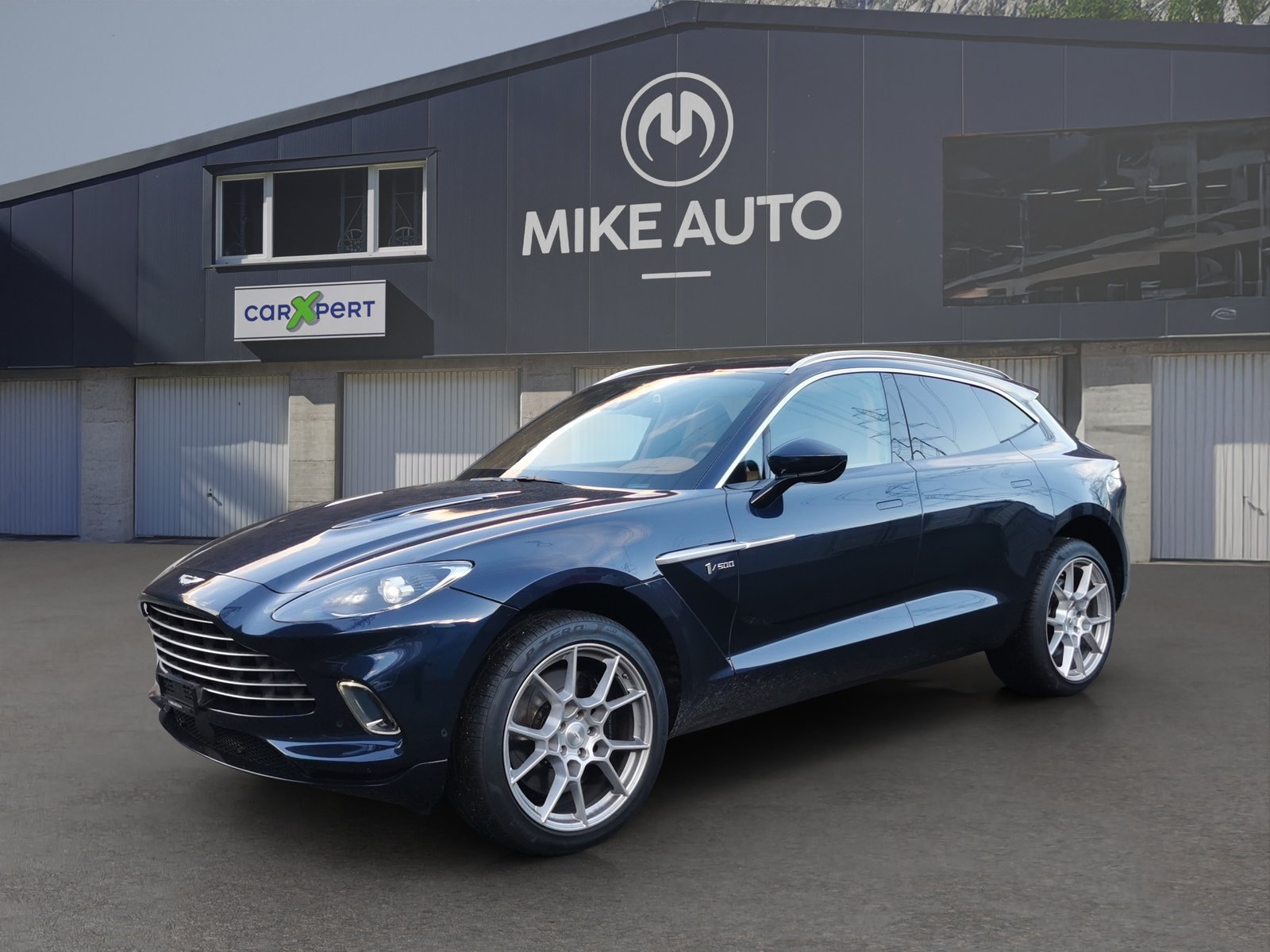 ASTON MARTIN DBX 4.0 V8, Essence, Occasion / Utilisé, Automatique - 2