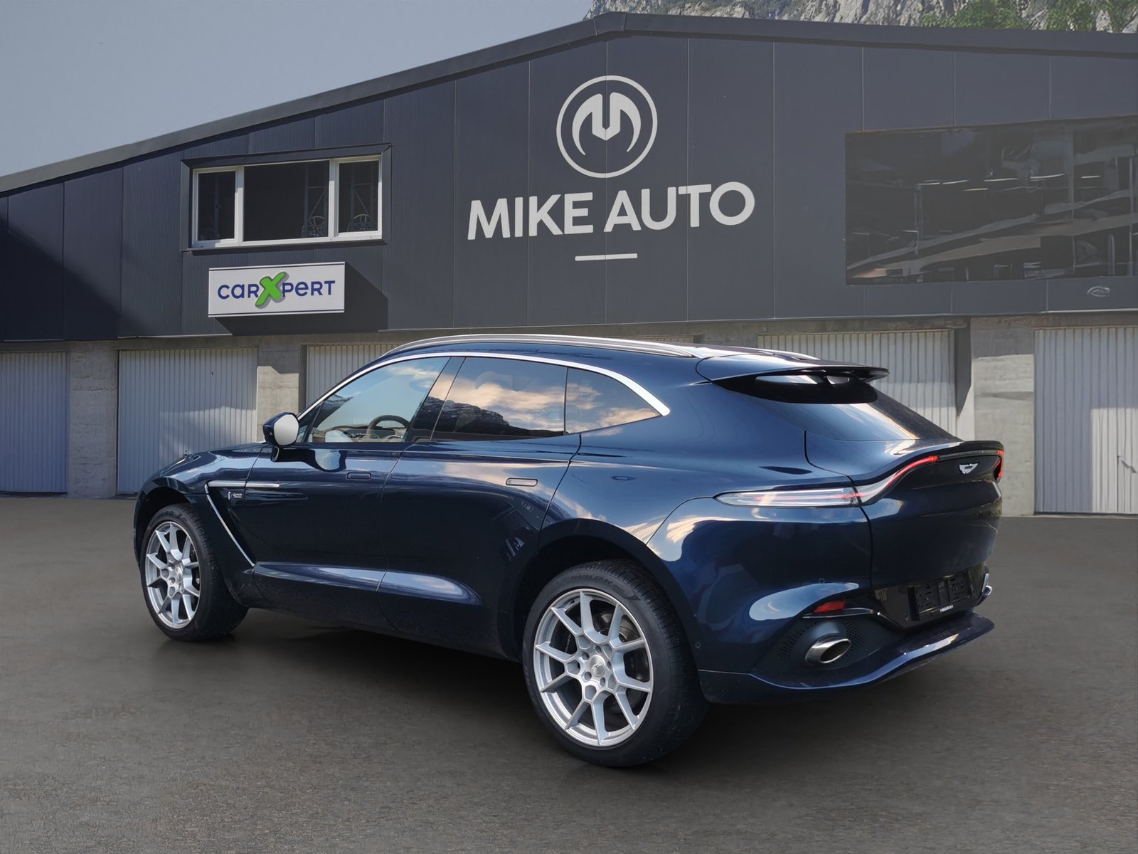 ASTON MARTIN DBX 4.0 V8, Essence, Occasion / Utilisé, Automatique - 4