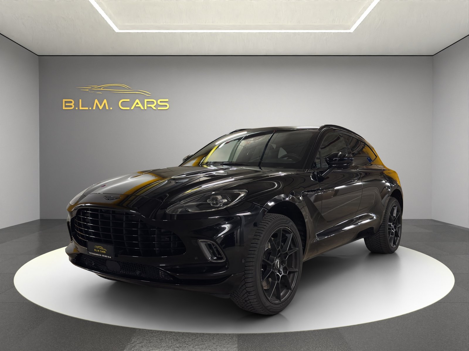 ASTON MARTIN DBX 4.0 V8