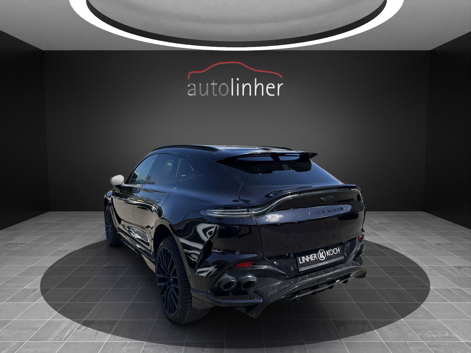 ASTON MARTIN DBX 707 4.0 V8, Essence, Occasion / Utilisé, Automatique - 2