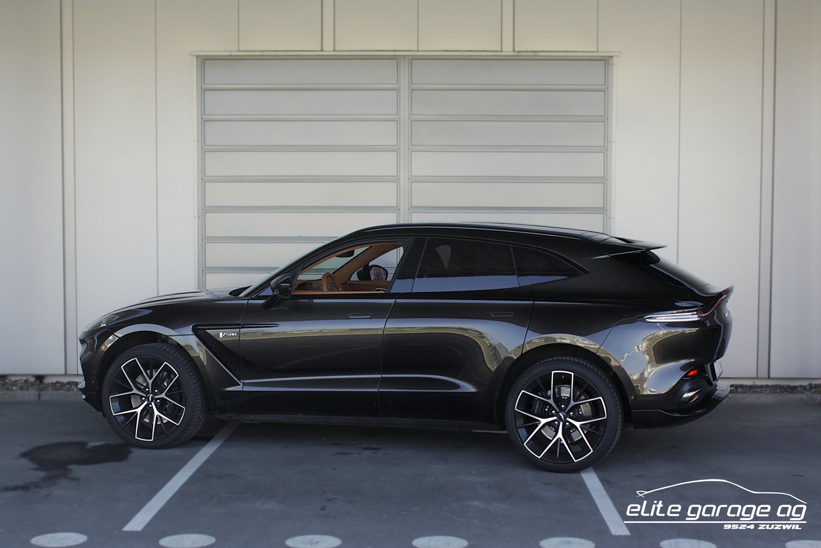 ASTON MARTIN DBX 4.0 V8 1/500, Petrol, Second hand / Used, Automatic - 3