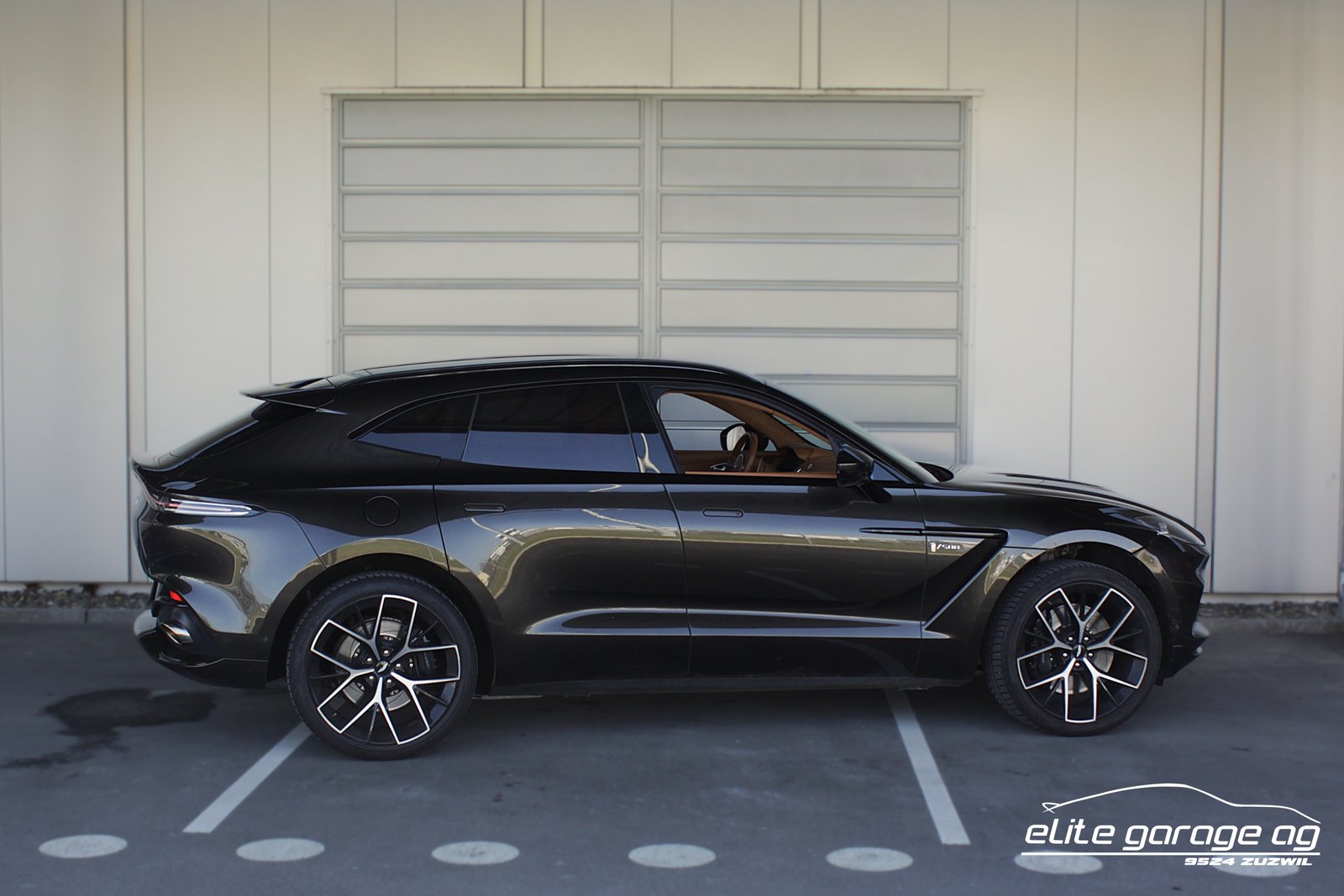 ASTON MARTIN DBX 4.0 V8 1/500, Petrol, Second hand / Used, Automatic - 5