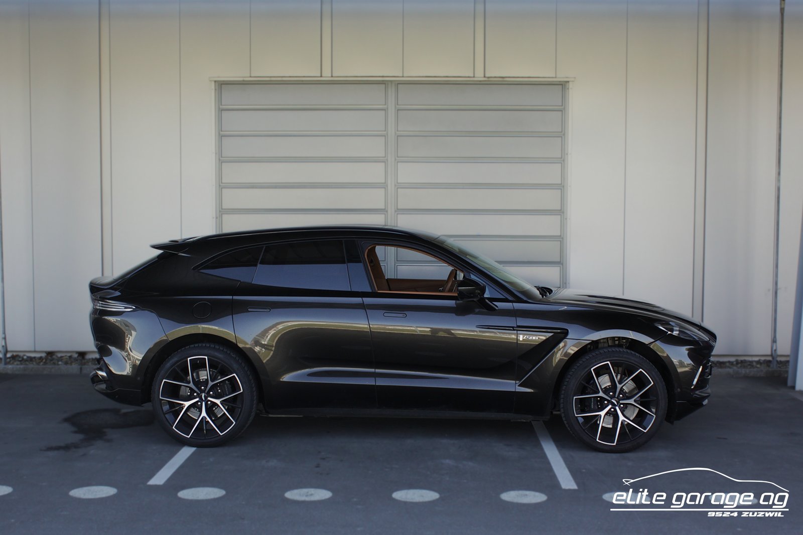 ASTON MARTIN DBX 4.0 V8 1/500, Petrol, Second hand / Used, Automatic - 6