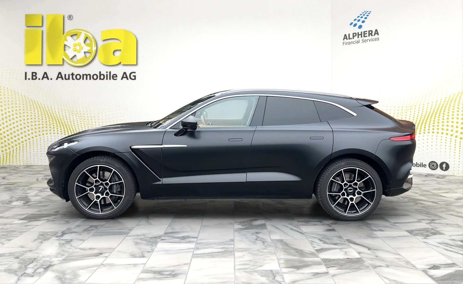 ASTON MARTIN DBX 4.0 V8 (CH) Frisch ab Service, Benzin, Occasion / Gebraucht, Automatik - 2