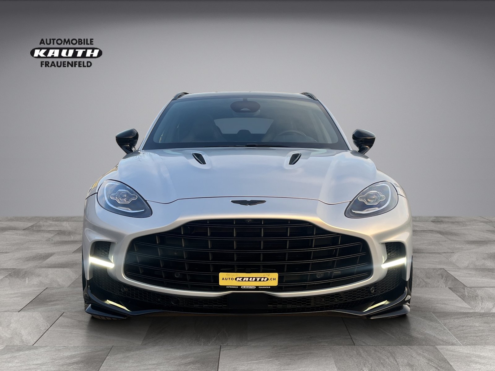 ASTON MARTIN DBX 4.0 V8* New Modell 707PS*, Essence, Occasion / Utilisé, Automatique - 4
