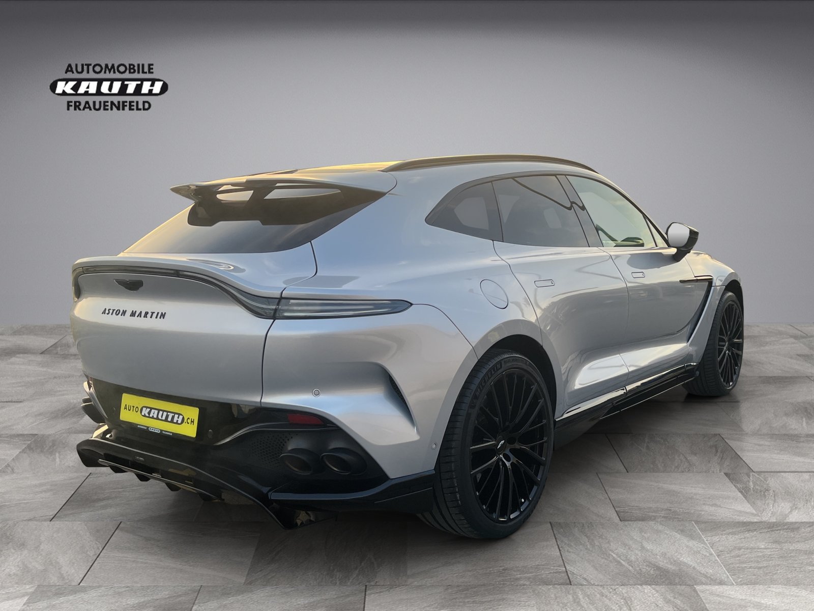 ASTON MARTIN DBX 4.0 V8* New Modell 707PS*, Essence, Occasion / Utilisé, Automatique - 6