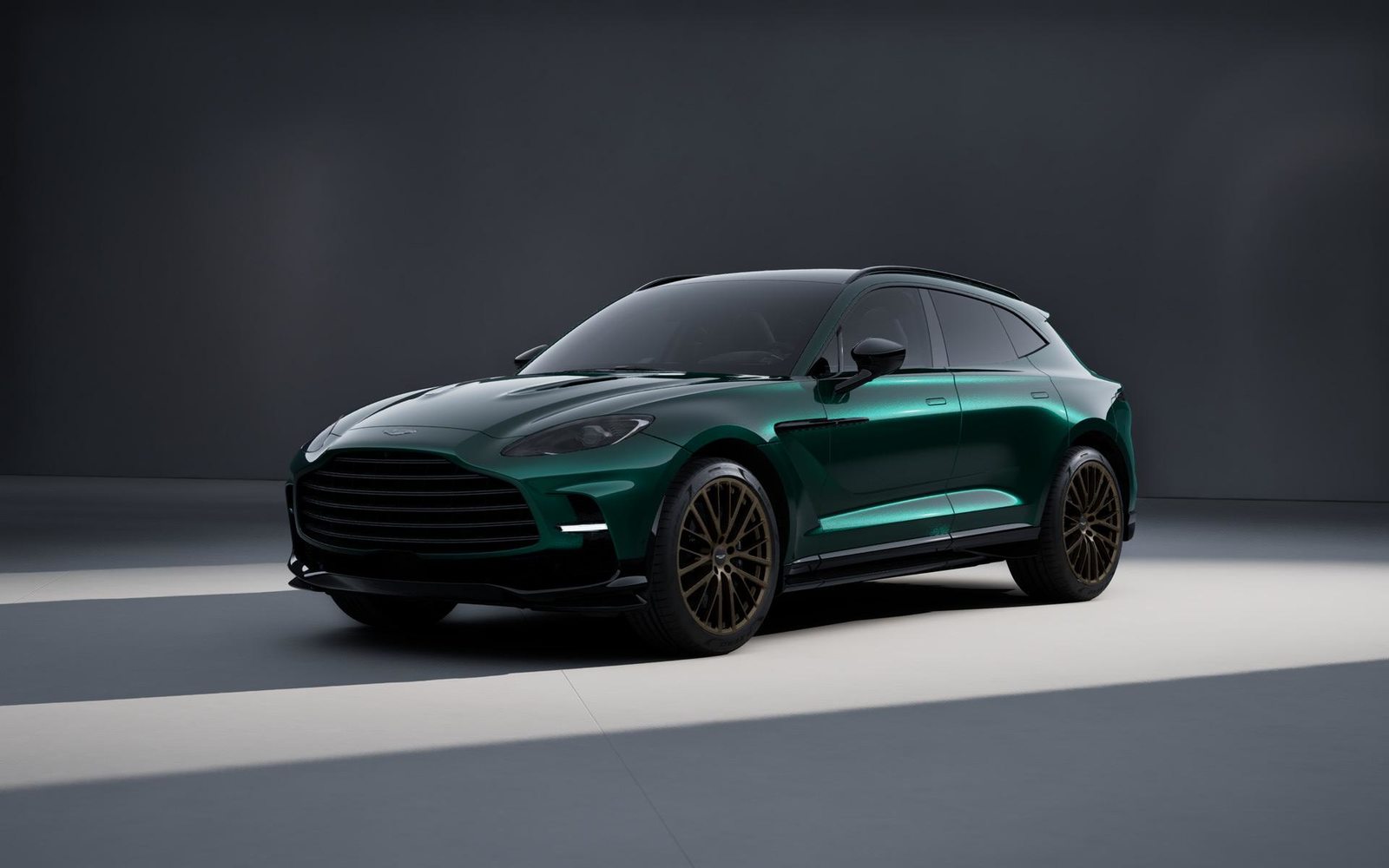 ASTON MARTIN DBX 707 4.0 V8 Bi-Turbo, Essence, Voiture nouvelle, Automatique - 2