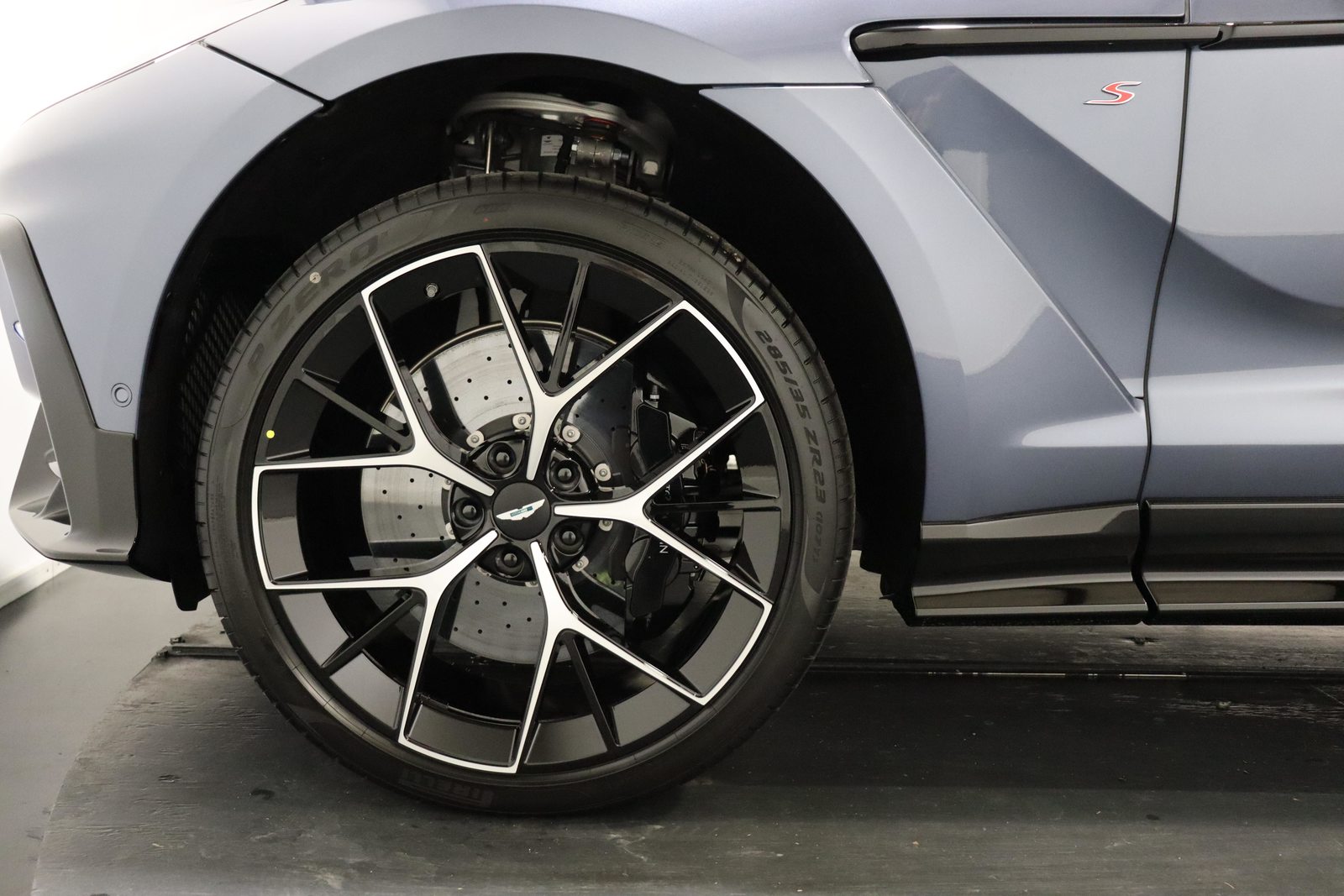 ASTON MARTIN DBX S 4.0 V8 Bi-Turbo, Benzina, Auto nuove, Automatico - 7