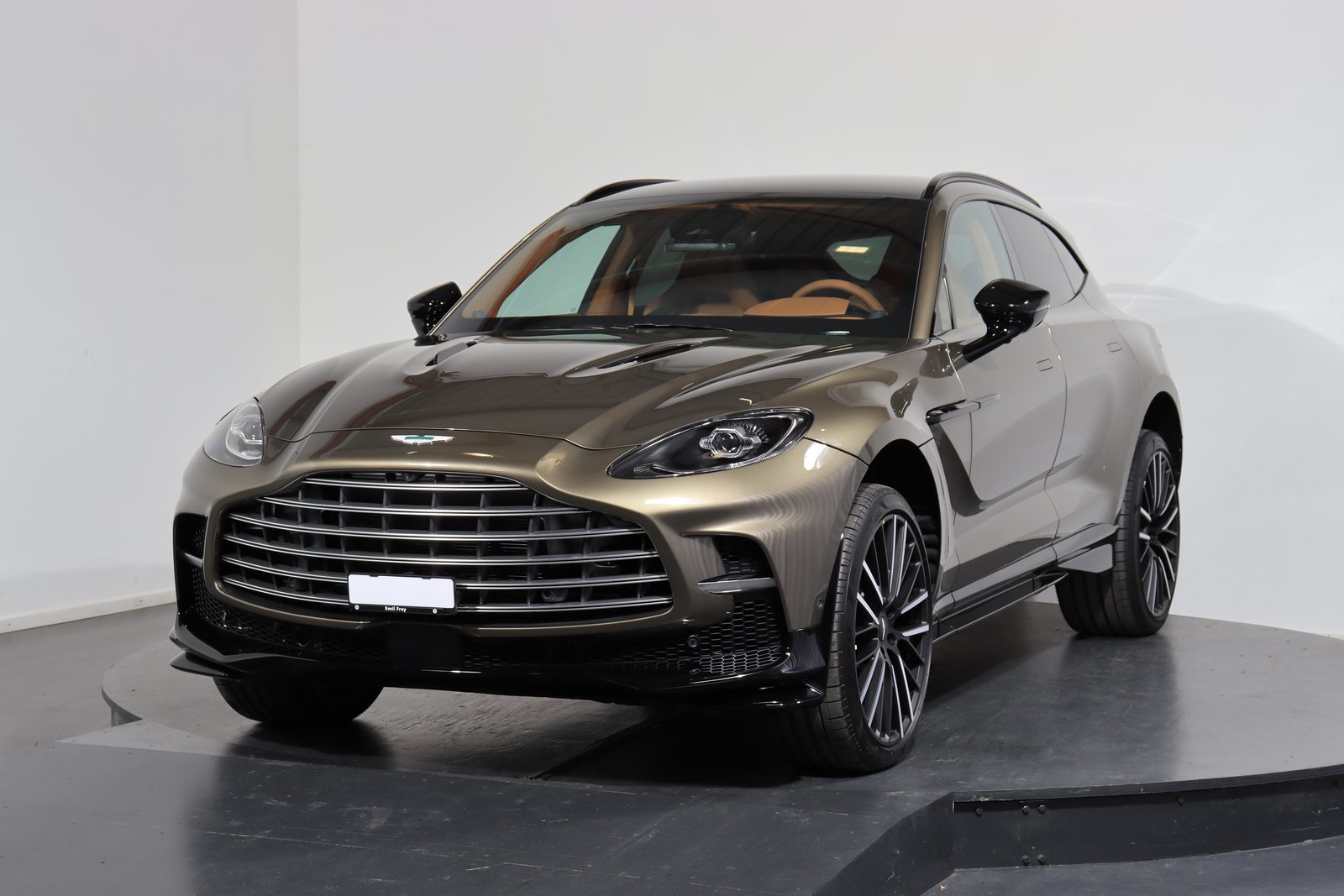 ASTON MARTIN DBX 707 4.0 V8 Bi-Turbo
