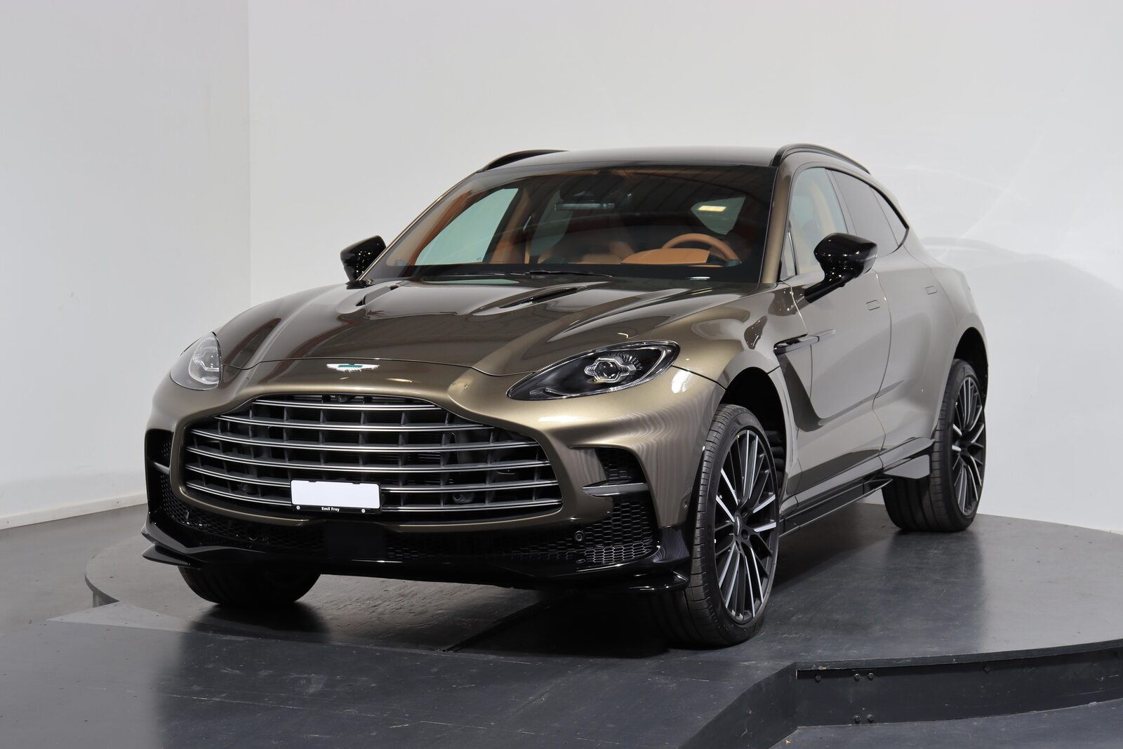 ASTON MARTIN DBX 707 4.0 V8 Bi-Turbo