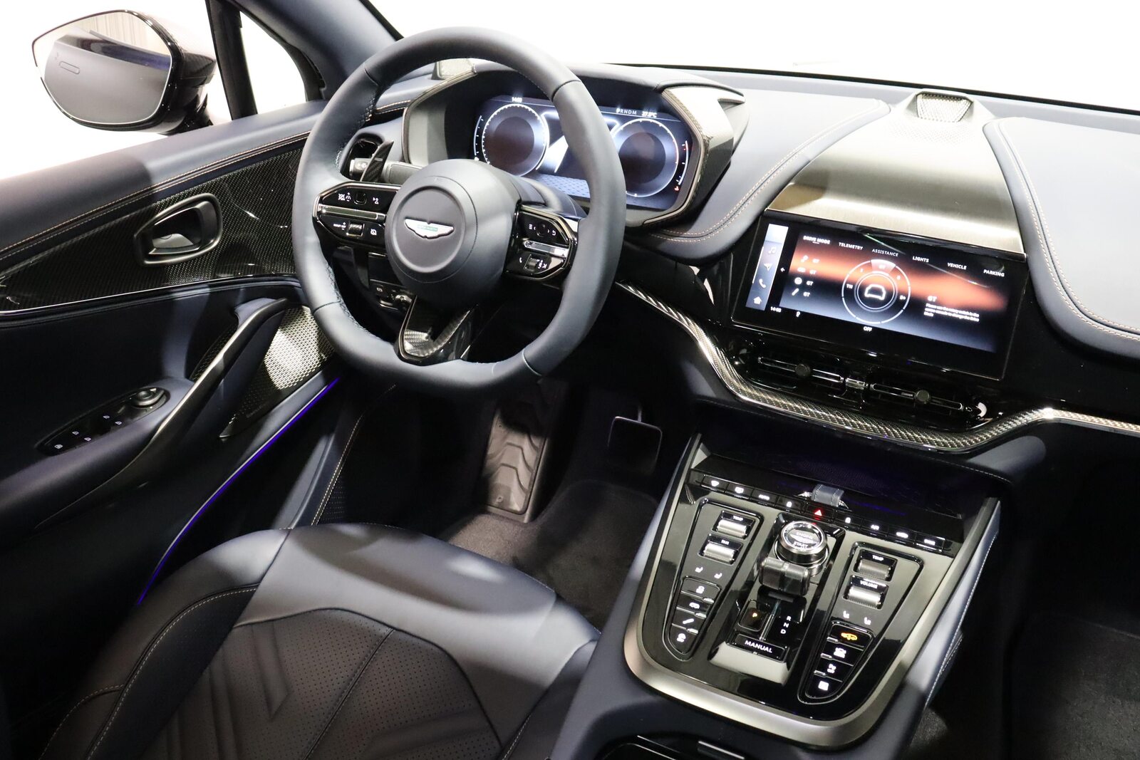 ASTON MARTIN DBX S 4.0 V8 Bi-Turbo, Essence, Voiture nouvelle, Automatique - 7