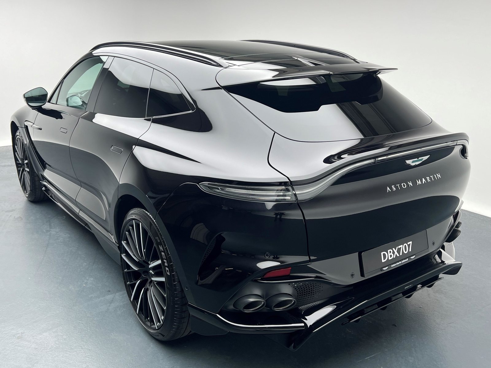 ASTON MARTIN New MY25 DBX 707 4.0 V8 Bi-Turbo, Benzin, Neuwagen, Automatik - 3