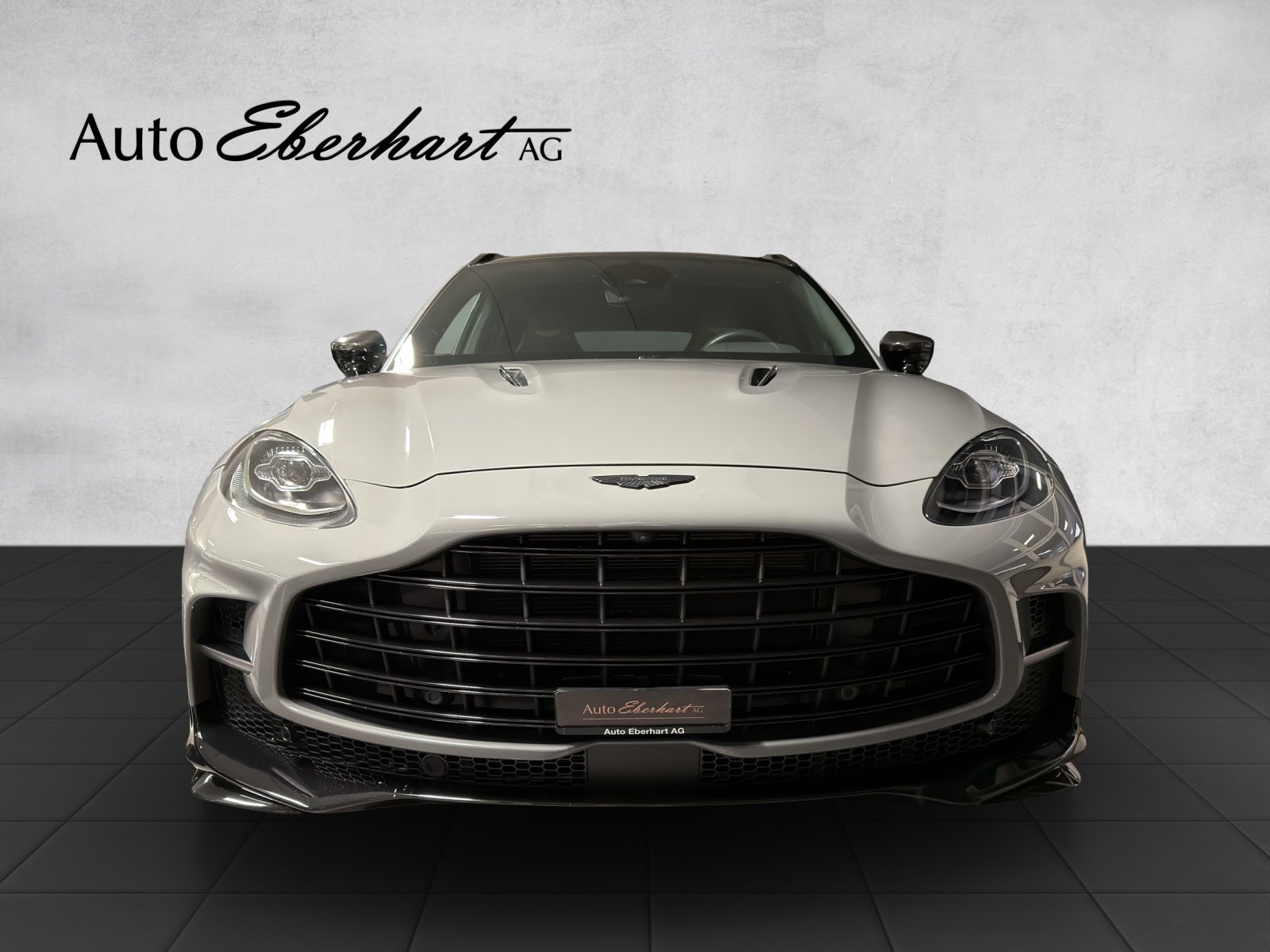 ASTON MARTIN DBX 707 MY2025, Essence, Occasion / Utilisé, Automatique - 4