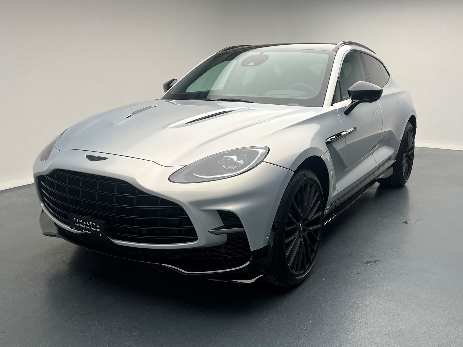 ASTON MARTIN DBX 707 4.0 V8 Bi-Turbo