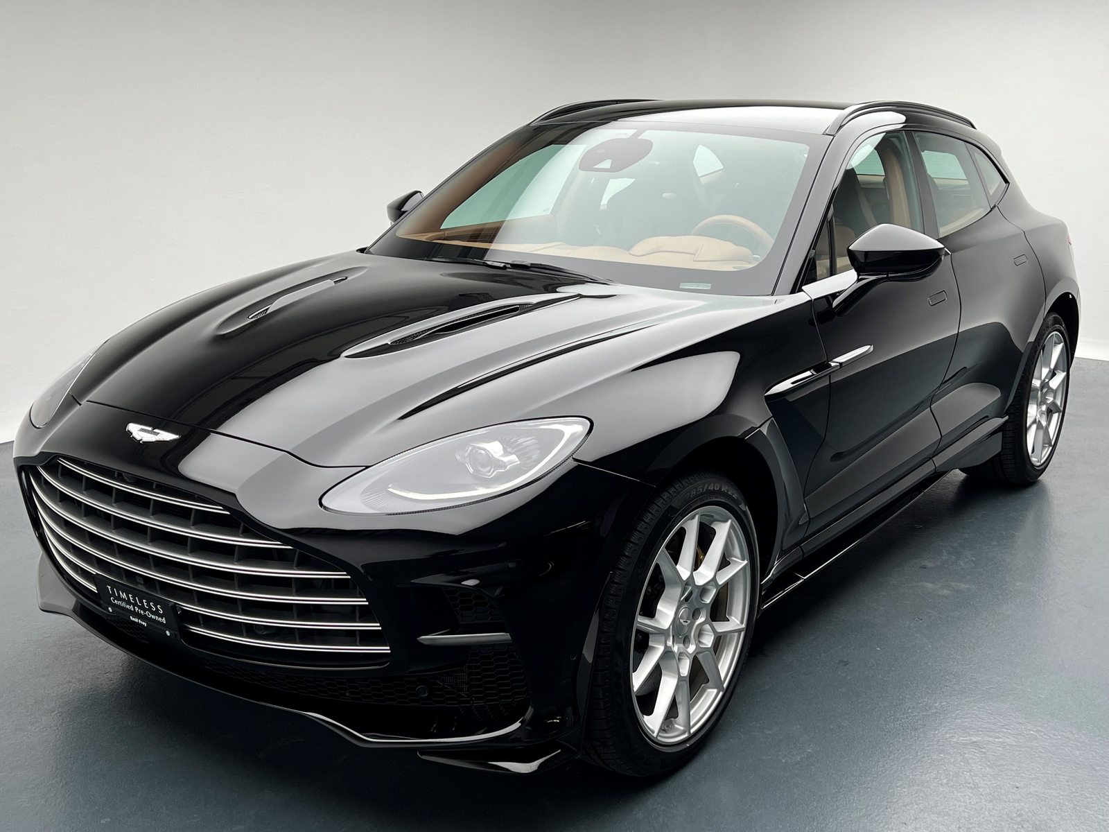 ASTON MARTIN DBX 707 4.0 V8 Bi-Turbo