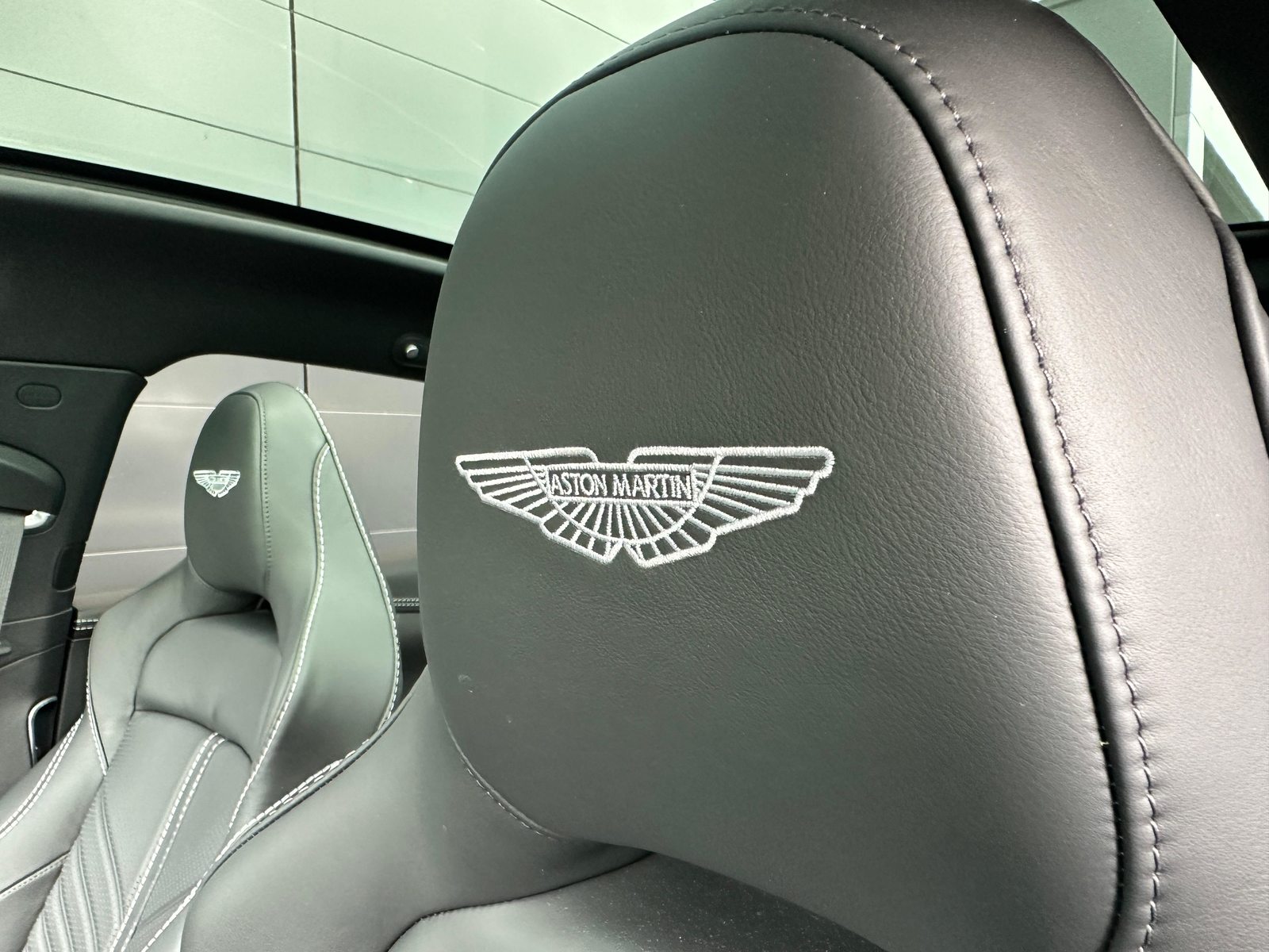 ASTON MARTIN DBX 707 4.0 V8 Bi-Turbo, Benzina, Occasioni / Usate, Automatico - 7