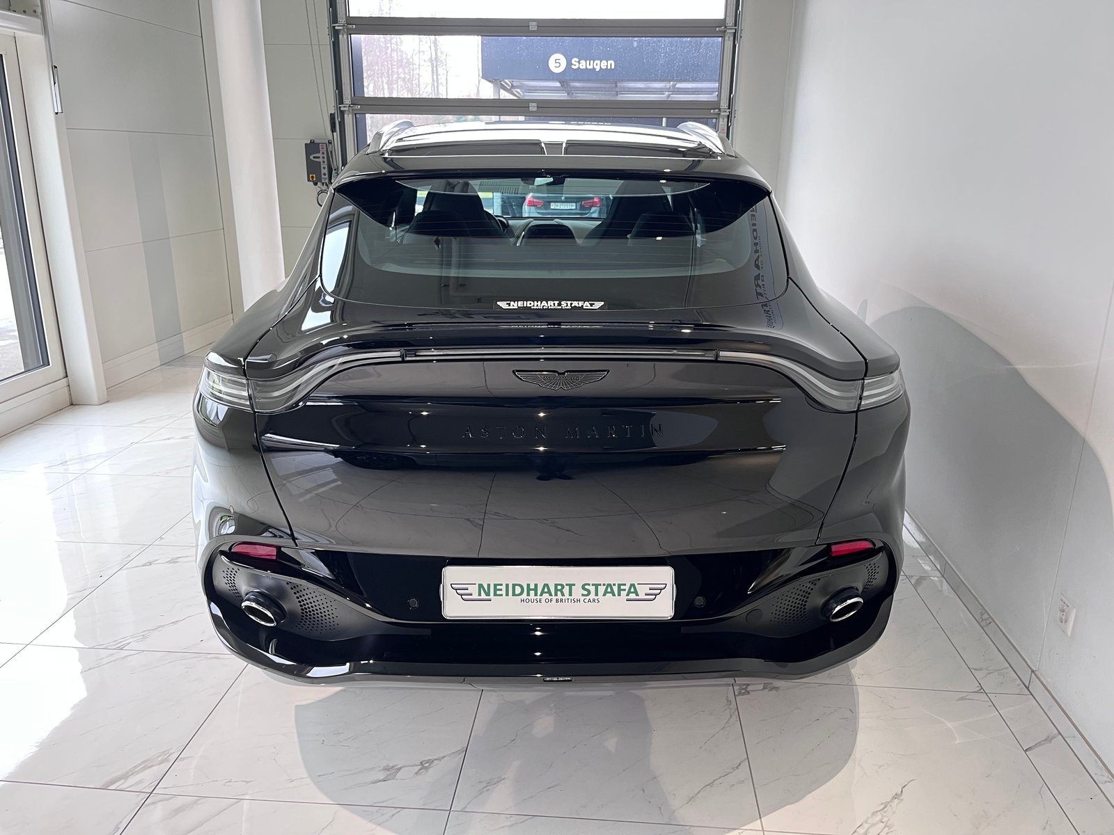 ASTON MARTIN DBX 4.0 V8, Essence, Occasion / Utilisé, Automatique - 4
