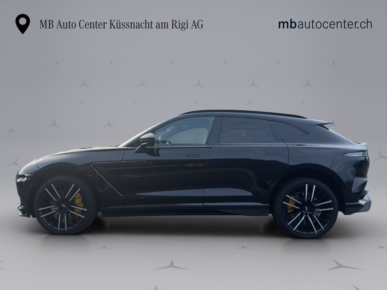 ASTON MARTIN DBX 707 4.0 V8 Bi-Turbo, Essence, Occasion / Utilisé, Automatique - 3