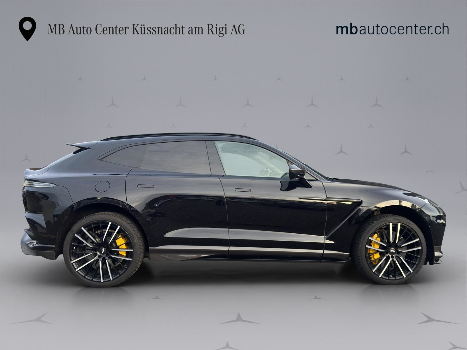 ASTON MARTIN DBX 707 4.0 V8 Bi-Turbo, Essence, Occasion / Utilisé, Automatique - 7