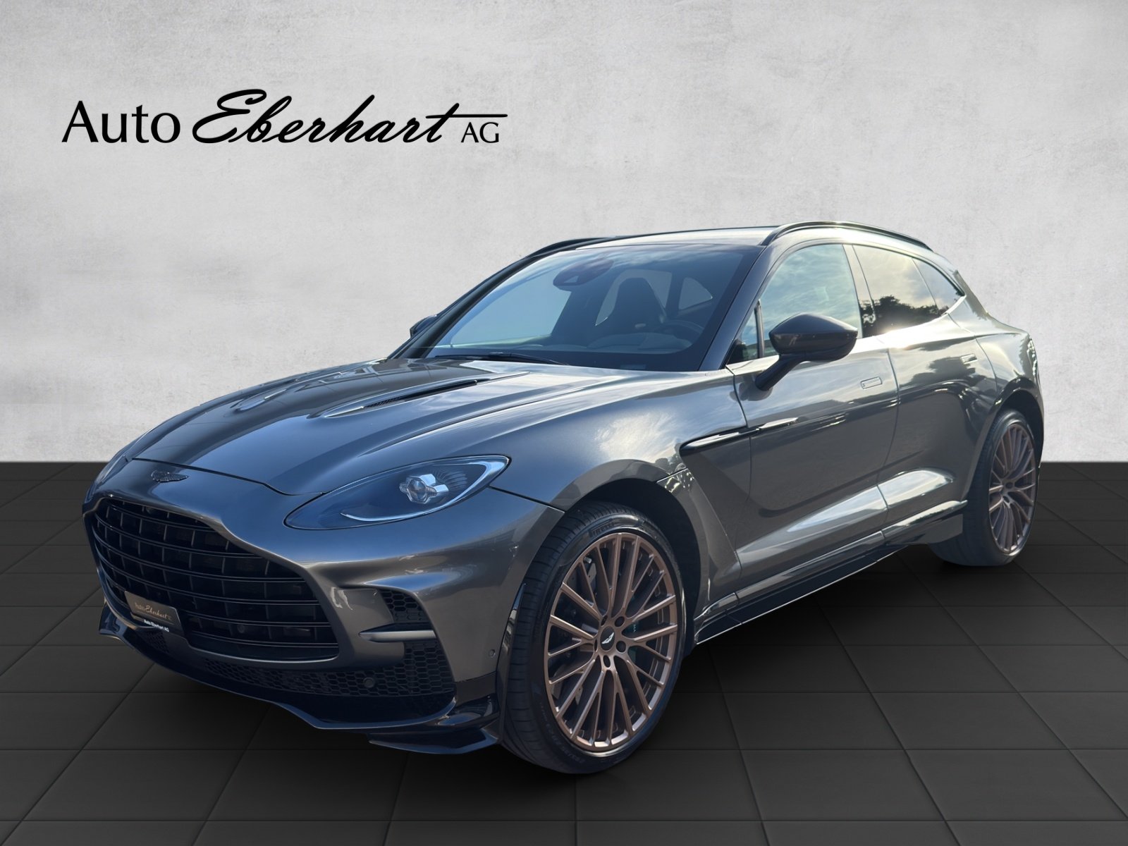 ASTON MARTIN DBX 707, Benzin, Occasion / Gebraucht, Automatik