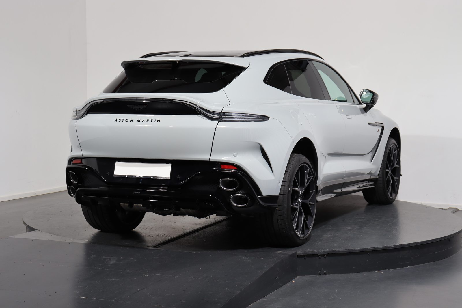ASTON MARTIN DBX S 4.0 V8 Bi-Turbo, Benzina, Auto dimostrativa, Automatico - 3