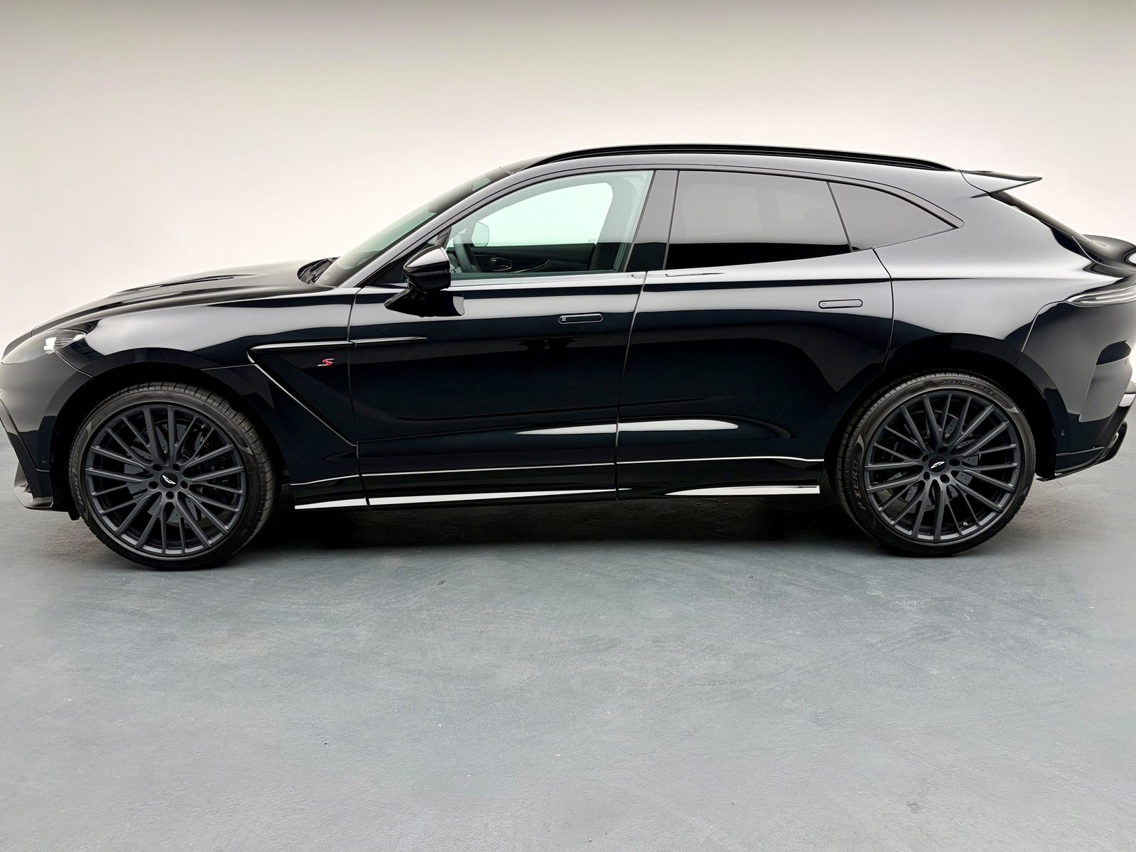 ASTON MARTIN DBX S 4.0 V8 Bi-Turbo, Essence, Voiture de démonstration, Automatique - 2