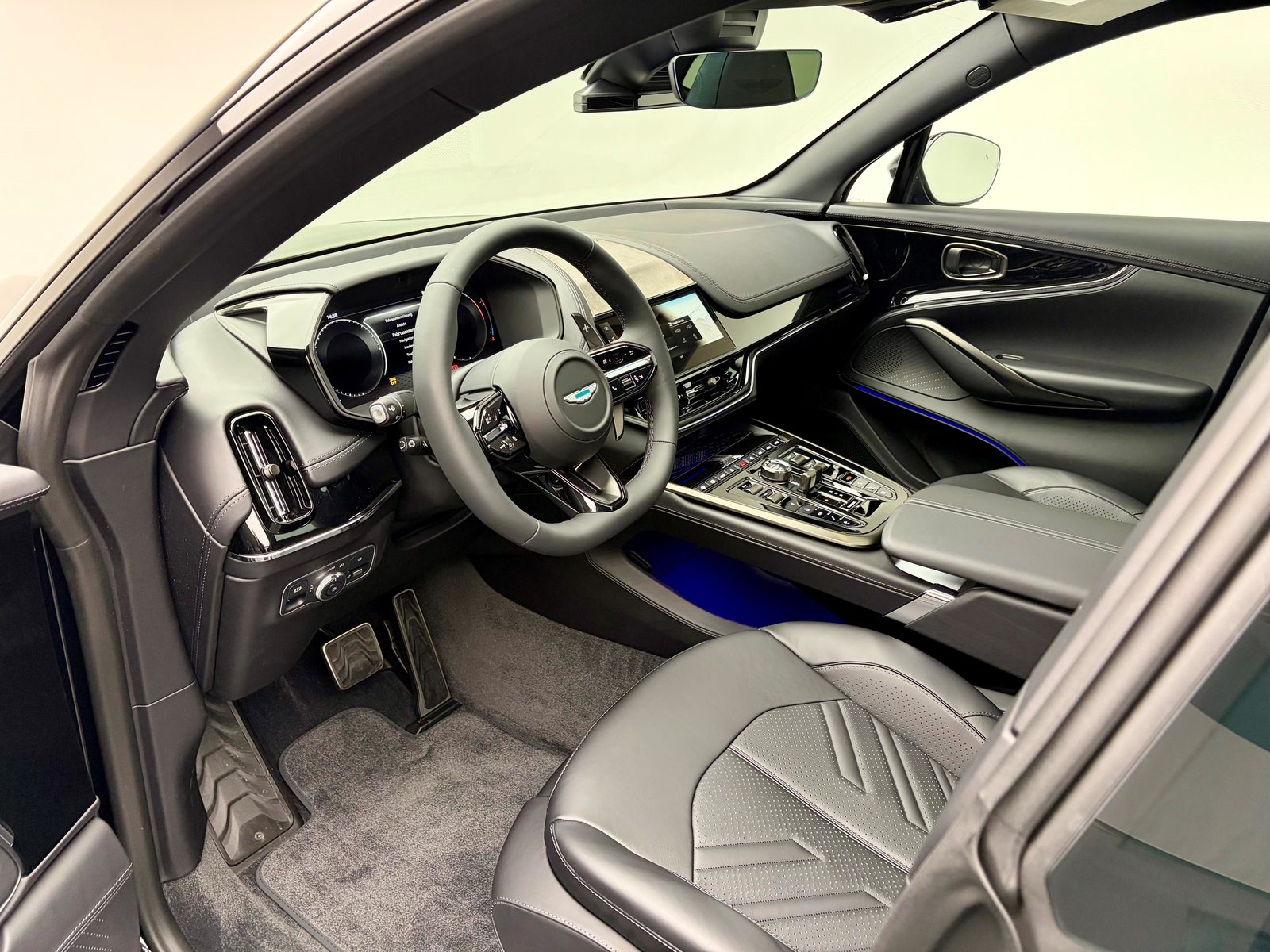 ASTON MARTIN DBX S 4.0 V8 Bi-Turbo, Essence, Voiture de démonstration, Automatique - 4