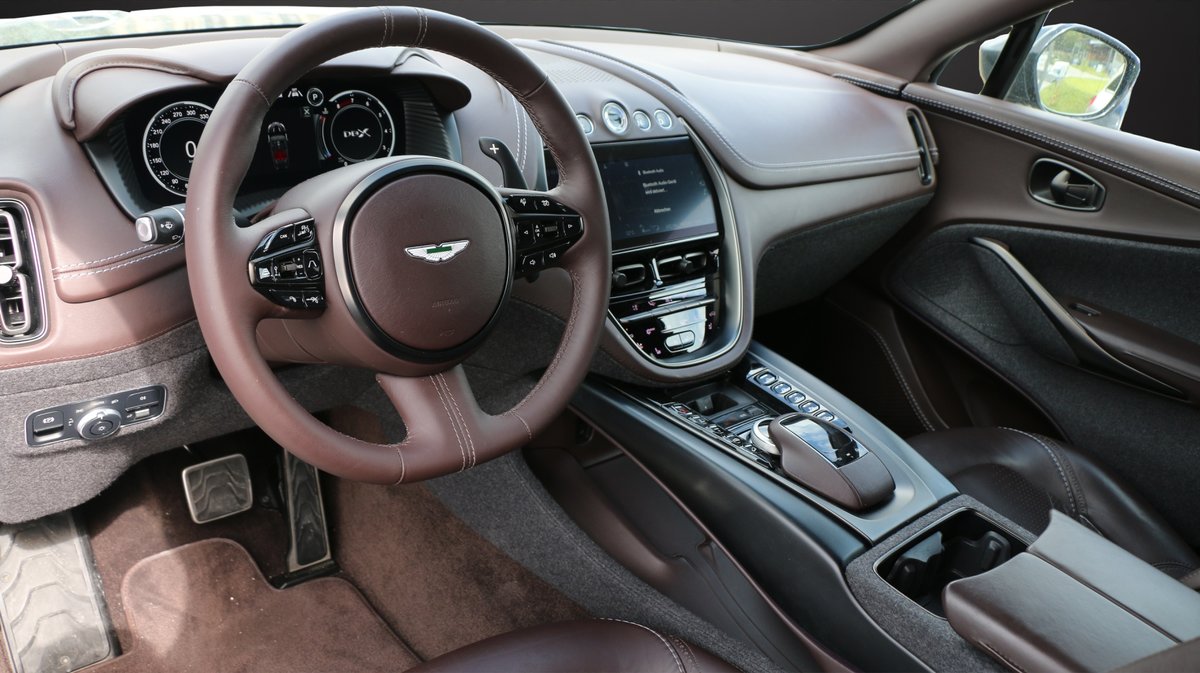 ASTON MARTIN DBX 4.0 V8, Essence, Occasion / Utilisé, Automatique - 6