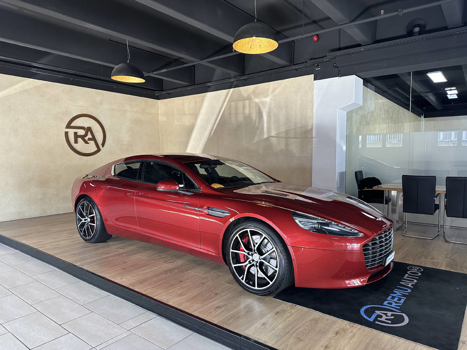 ASTON MARTIN Rapide S 5.9 V12 Touchtronic 2, Petrol, Second hand / Used, Automatic - 3
