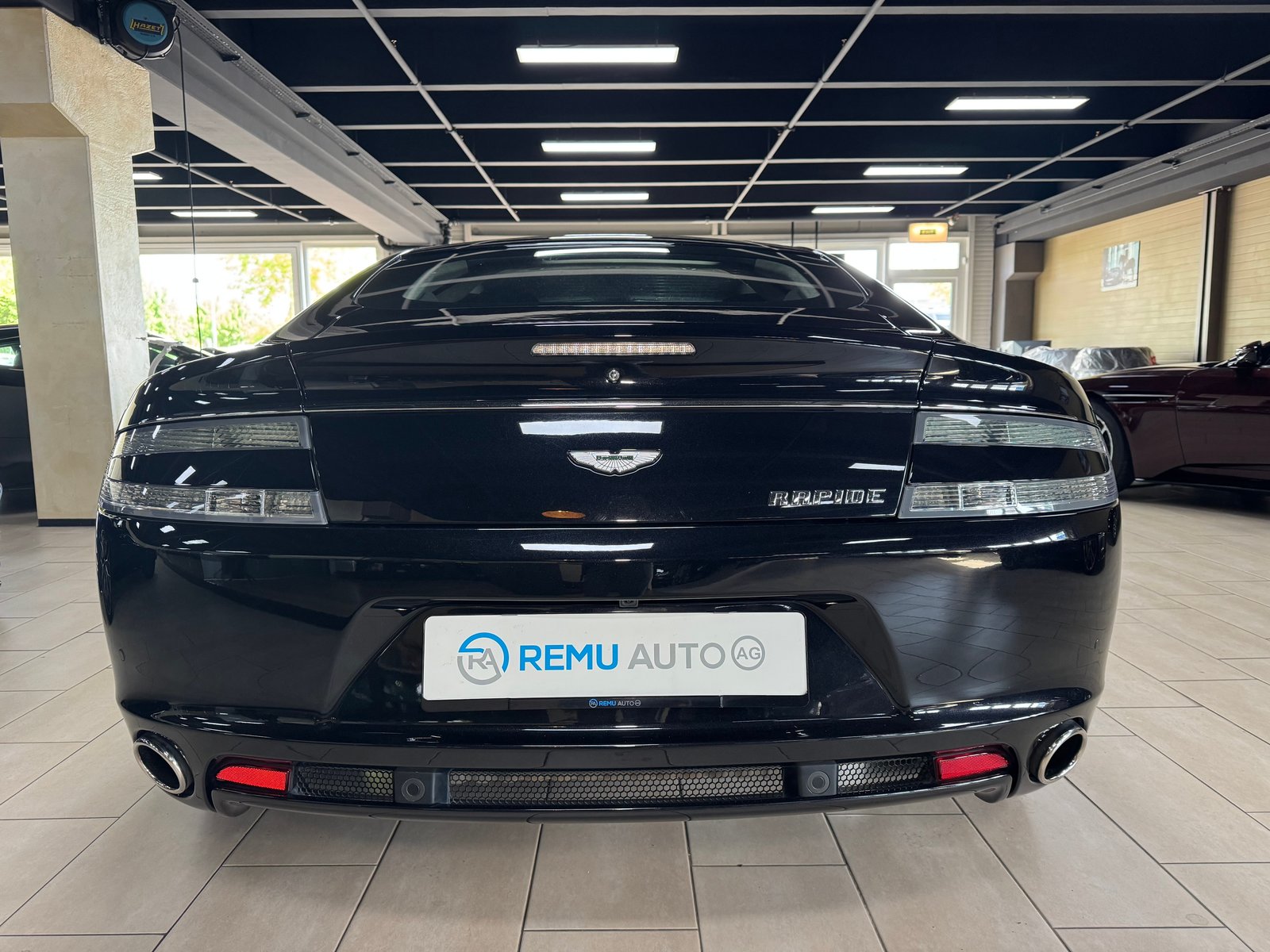 ASTON MARTIN Rapide 5.9 V12 Touchtronic 2, Petrol, Second hand / Used, Automatic - 3
