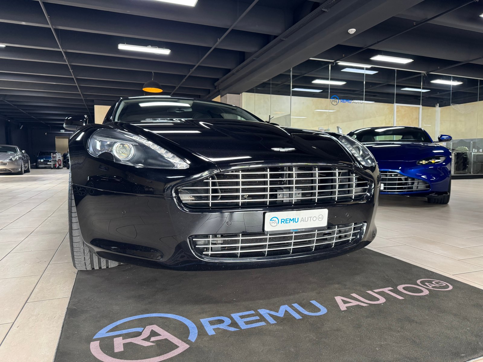 ASTON MARTIN Rapide 5.9 V12 Touchtronic 2, Petrol, Second hand / Used, Automatic - 6