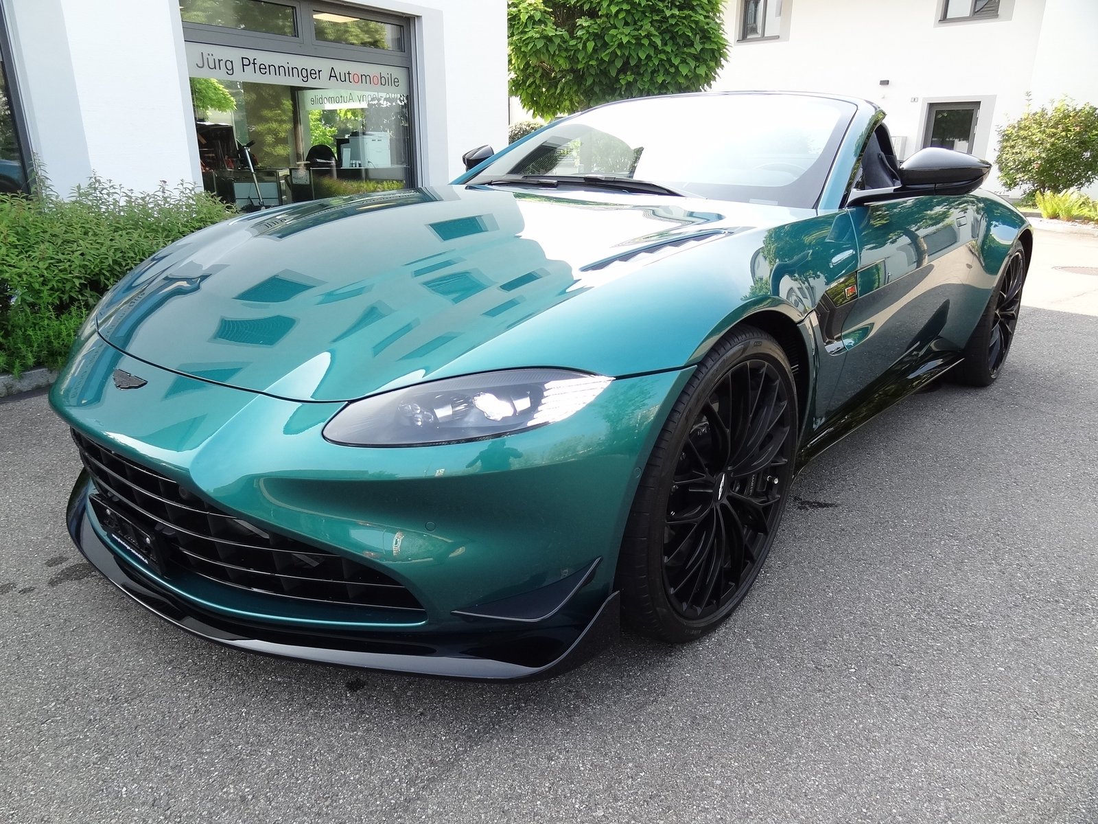 ASTON MARTIN Roadster F1