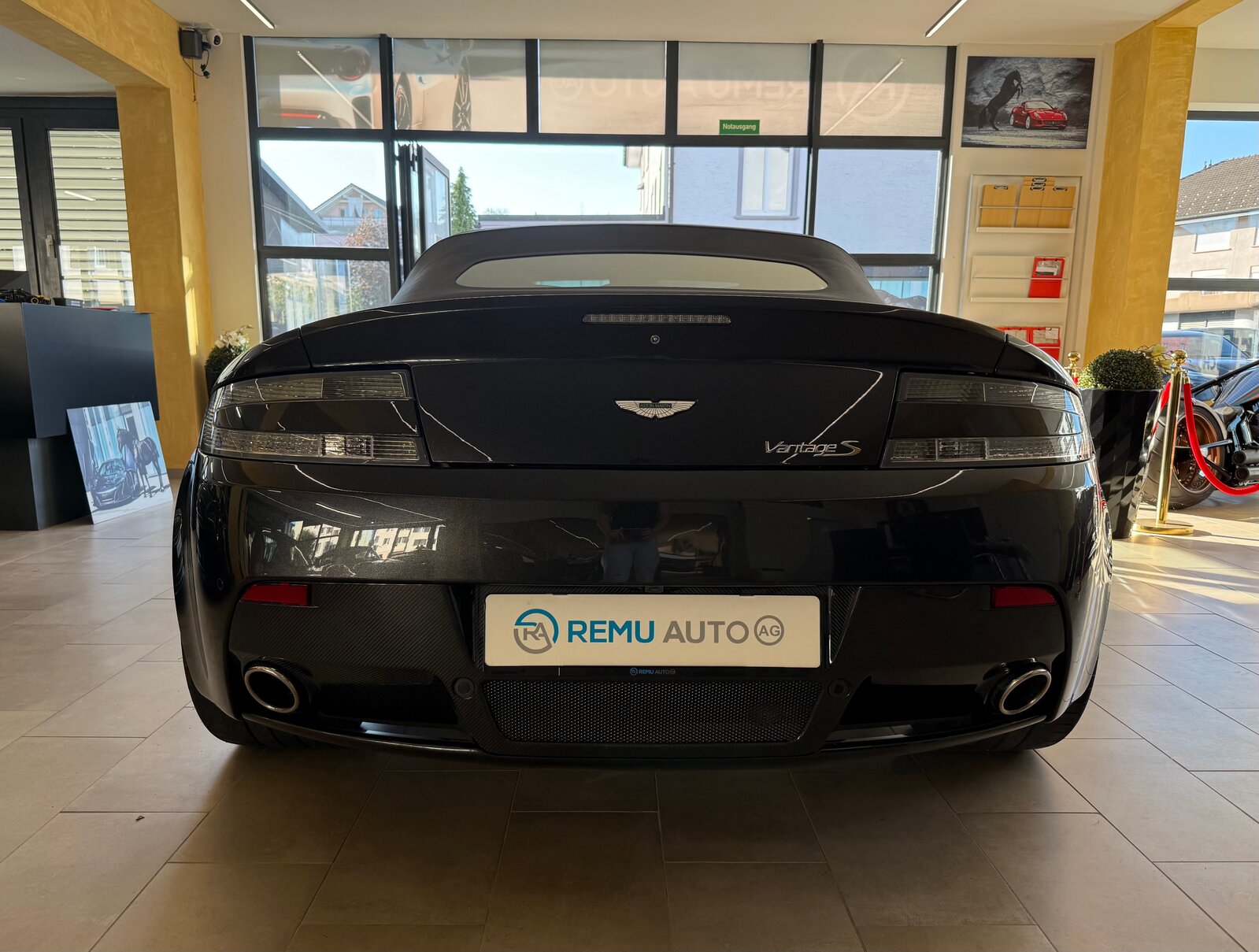 ASTON MARTIN S, Occasion / Gebraucht, Automatik - 4