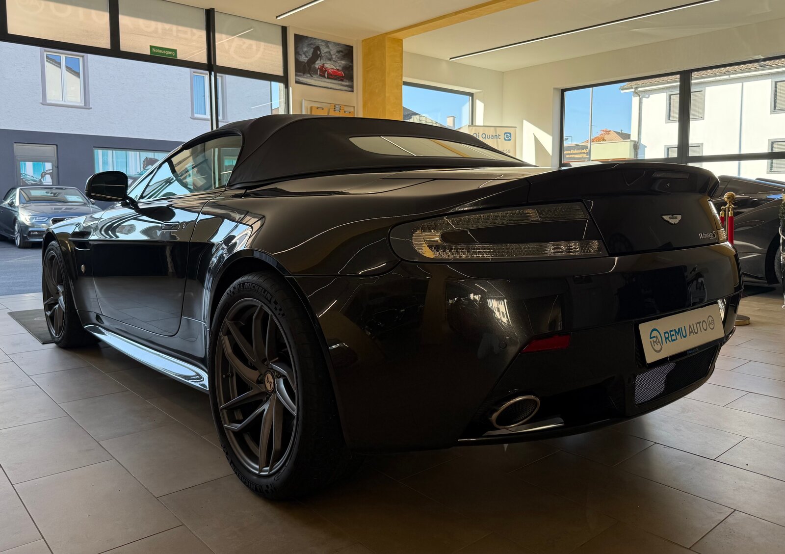 ASTON MARTIN S, Occasion / Gebraucht, Automatik - 6