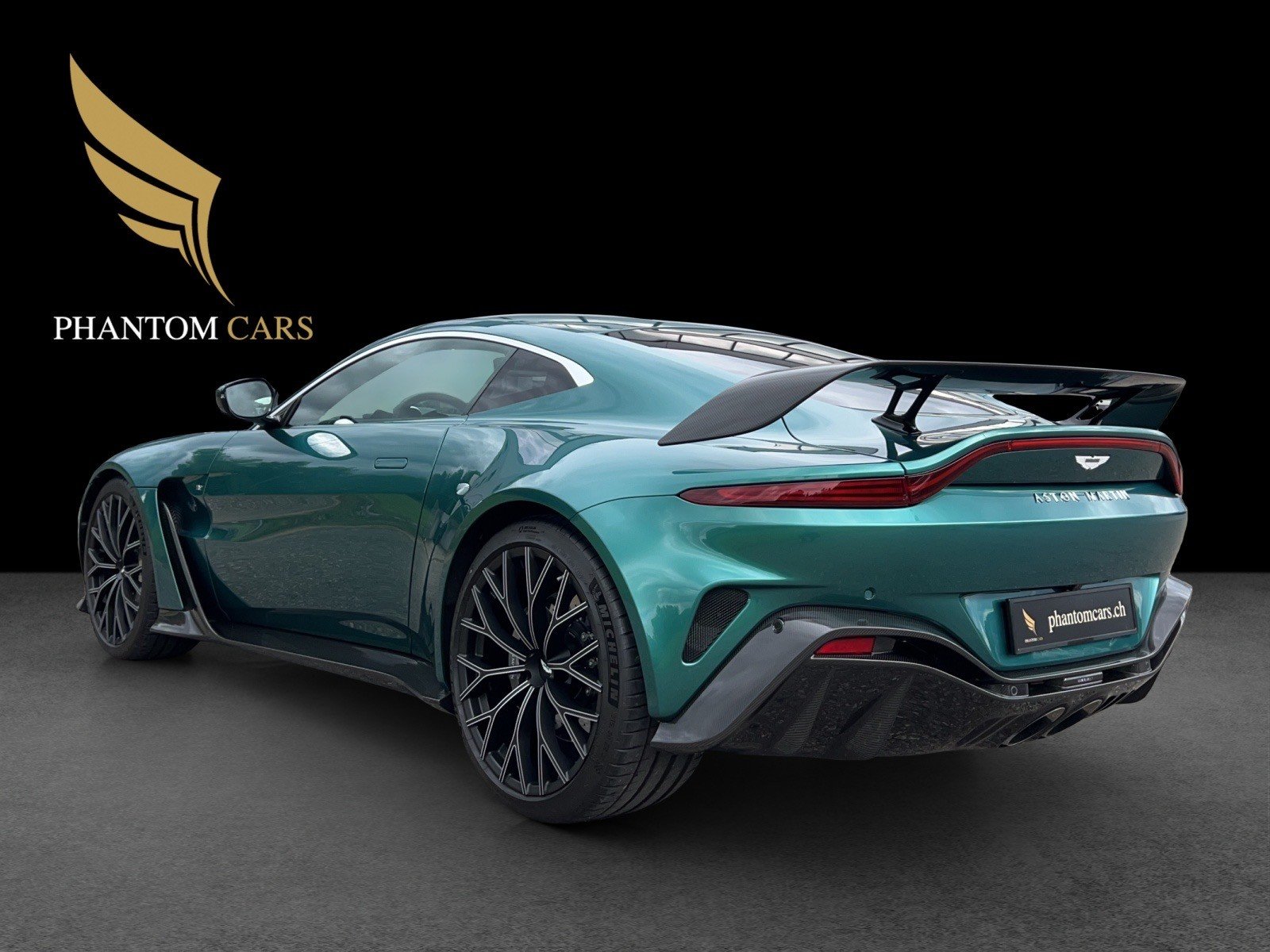 ASTON MARTIN No 3 of 333, Essence, Occasion / Utilisé, Automatique - 6