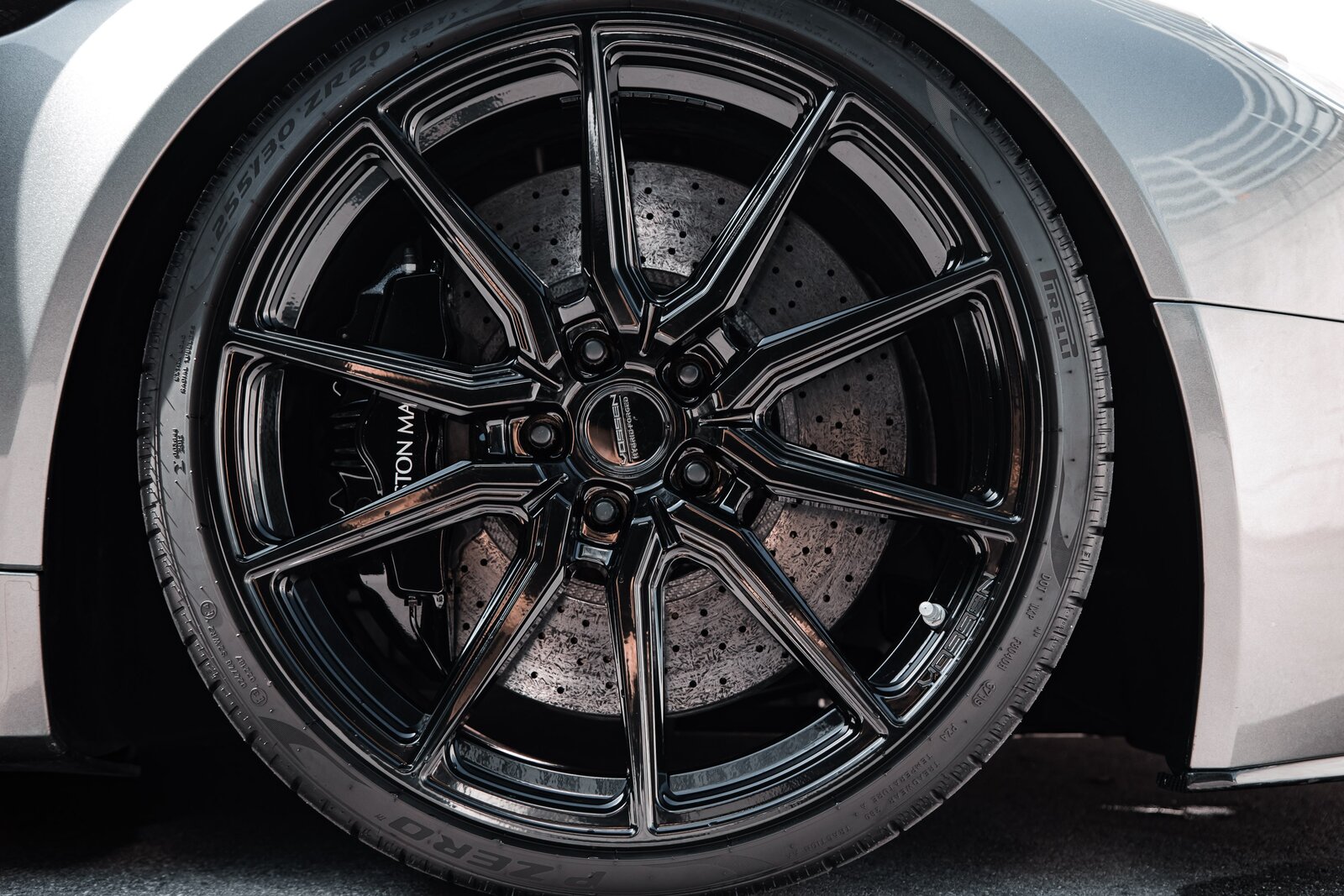 ASTON MARTIN V12 Vantage 5.9, Benzin, Occasion / Gebraucht, Handschaltung - 6