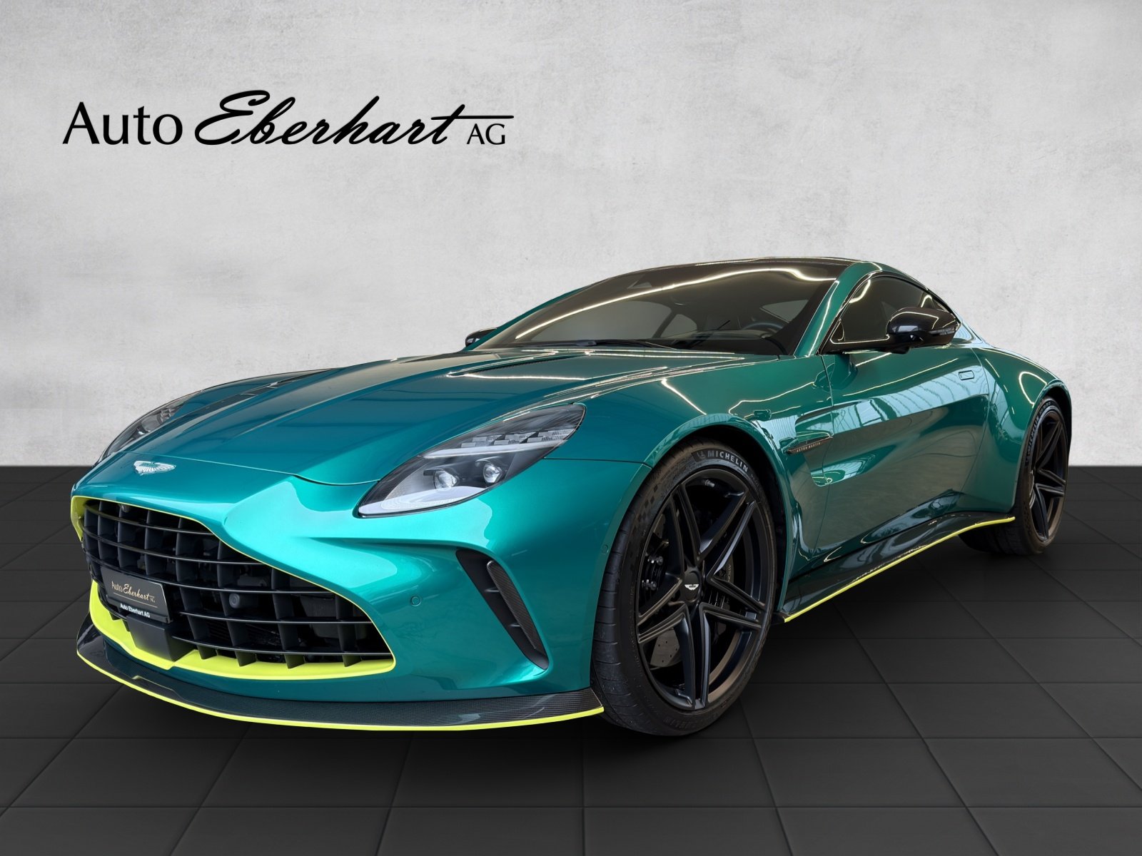 ASTON MARTIN V8 Vantage