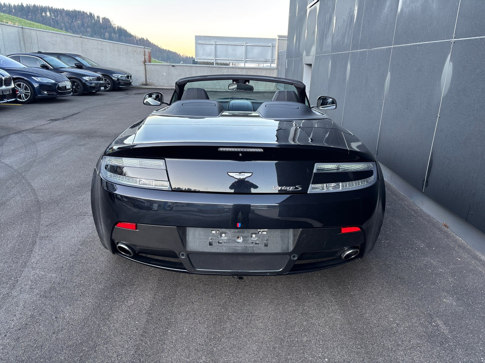 ASTON MARTIN V8 Vantage 4.7 S Sportshift, Essence, Occasion / Utilisé, Automatique - 4