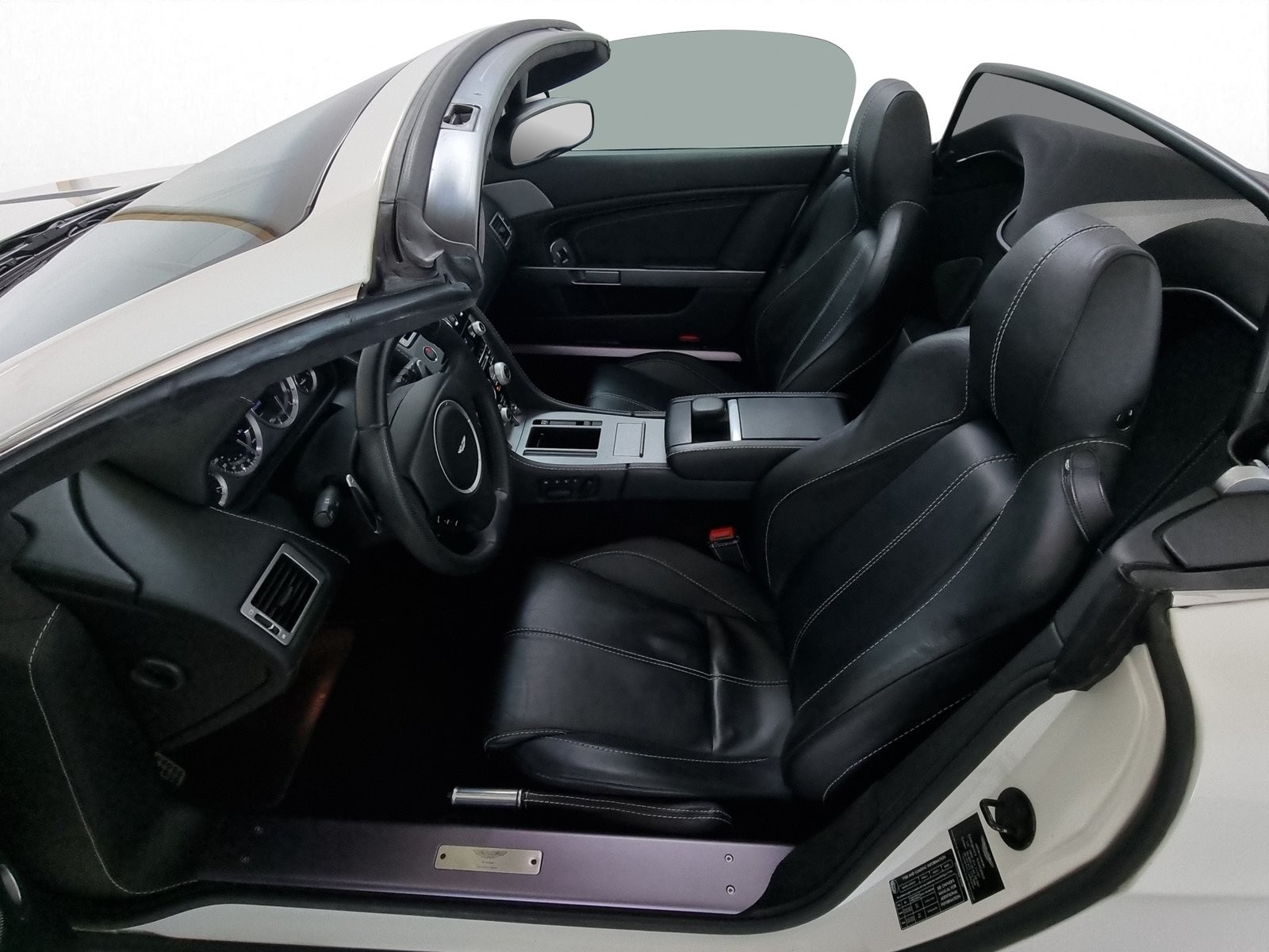 ASTON MARTIN V8 Vantage Roadster 4.7 Sportshift, Benzin, Occasion / Gebraucht, Automatik - 6