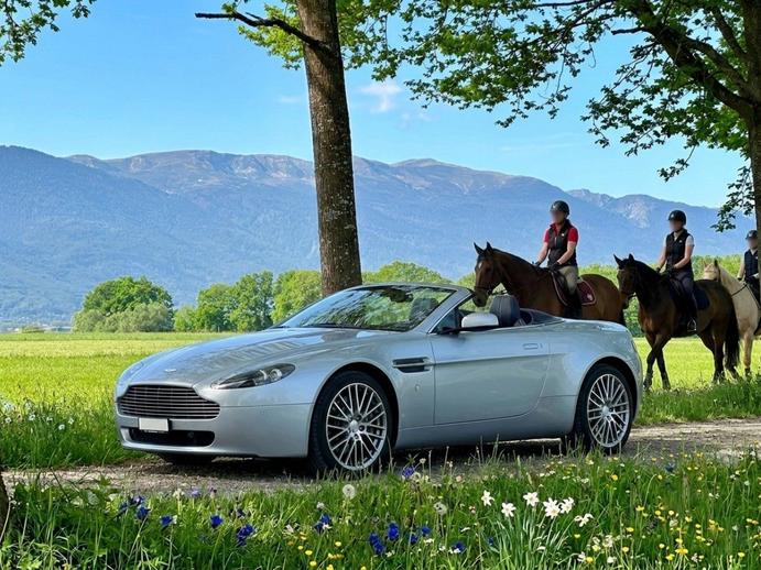 ASTON MARTIN V8 Vantage 4.7 Sportshift, Benzin, Occasion / Gebraucht, Automatik
