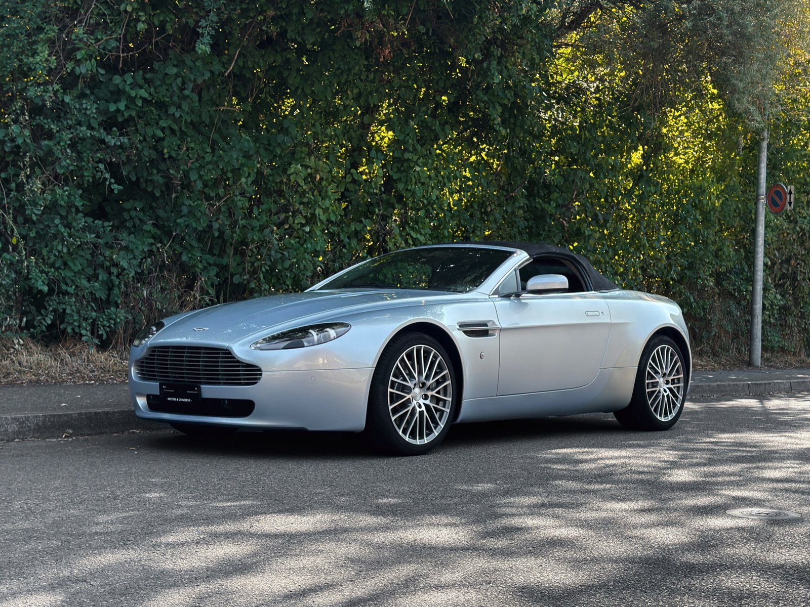 ASTON MARTIN V8 Vantage 4.7 Sportshift, Petrol, Second hand / Used, Automatic - 2