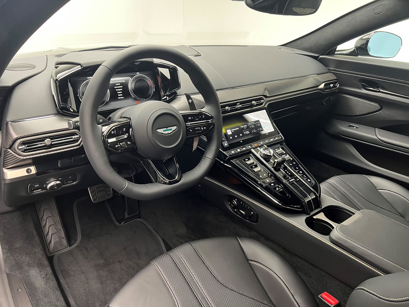 ASTON MARTIN V8 Vantage Coupé 4.0 V8 Bi-Turbo, Petrol, New car, Automatic - 5
