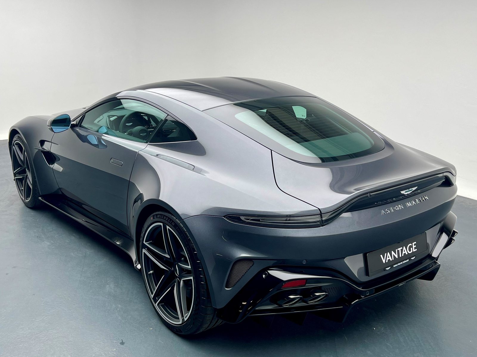 ASTON MARTIN V8 Vantage Coupé 4.0 V8 Bi-Turbo, Benzina, Auto nuove, Automatico - 3