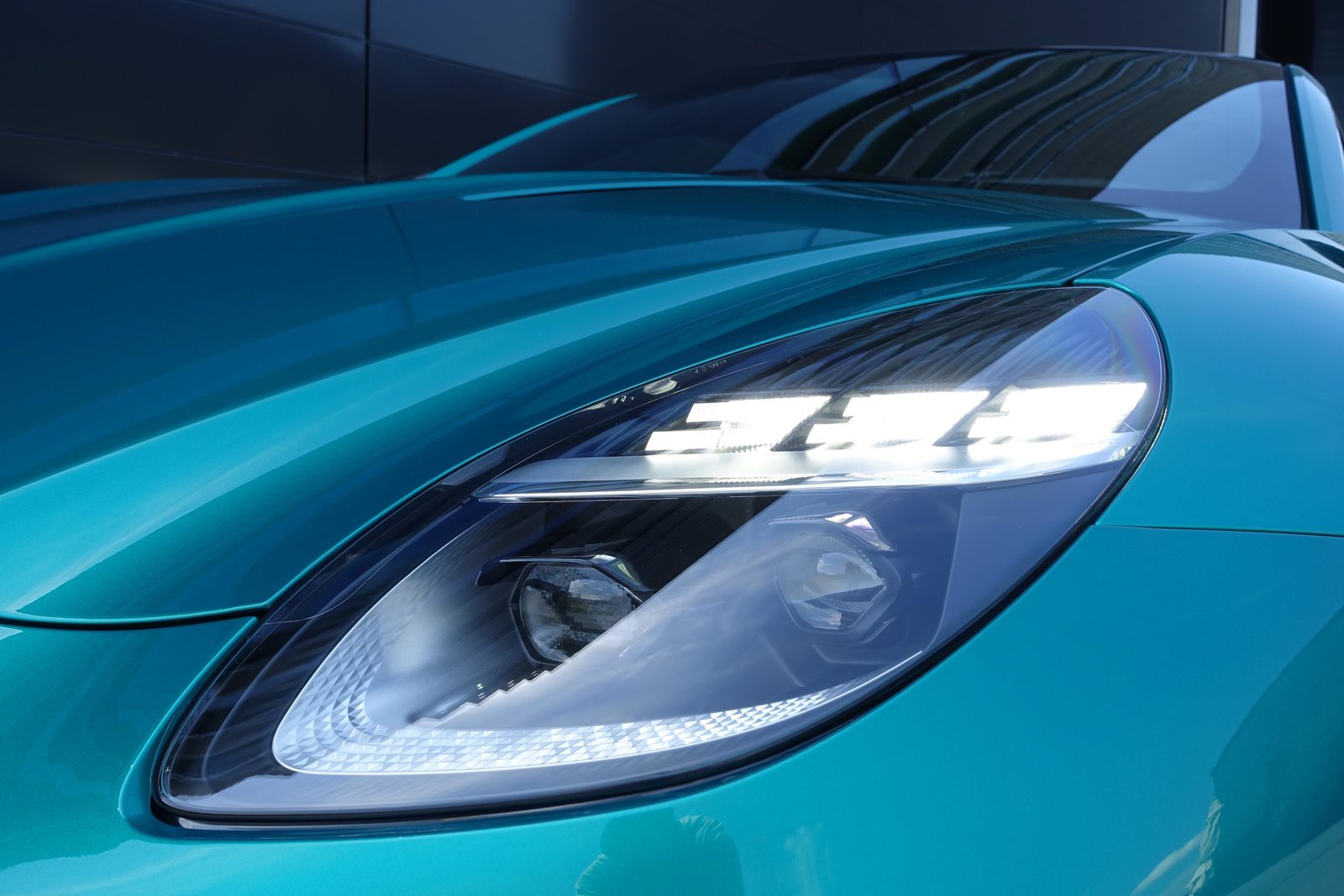 ASTON MARTIN V8 Vantage Coupé 4.0 V8 Bi-Turbo, Petrol, New car, Automatic - 5